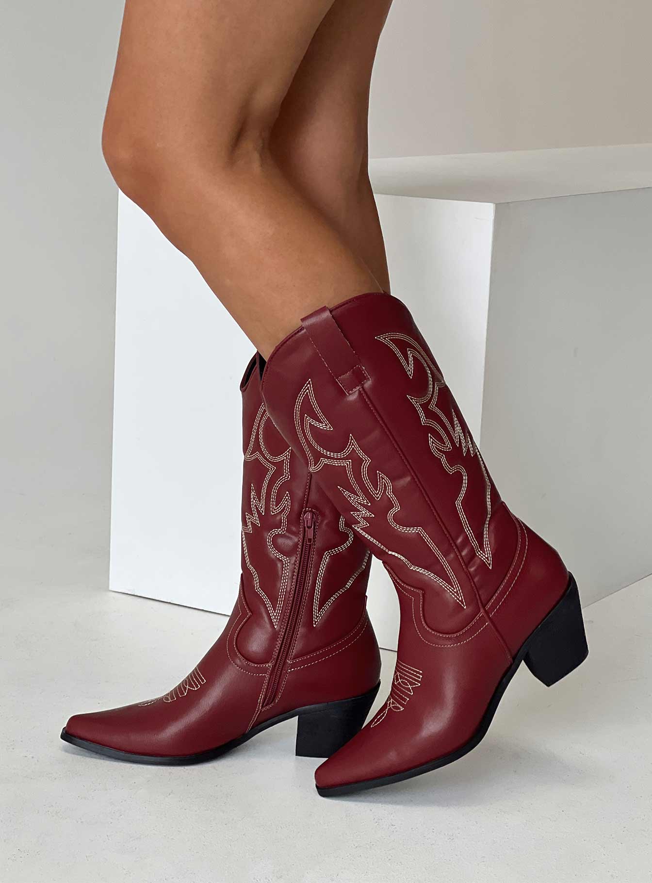 Therapy Clayton Boots Maroon - luluinthesky
