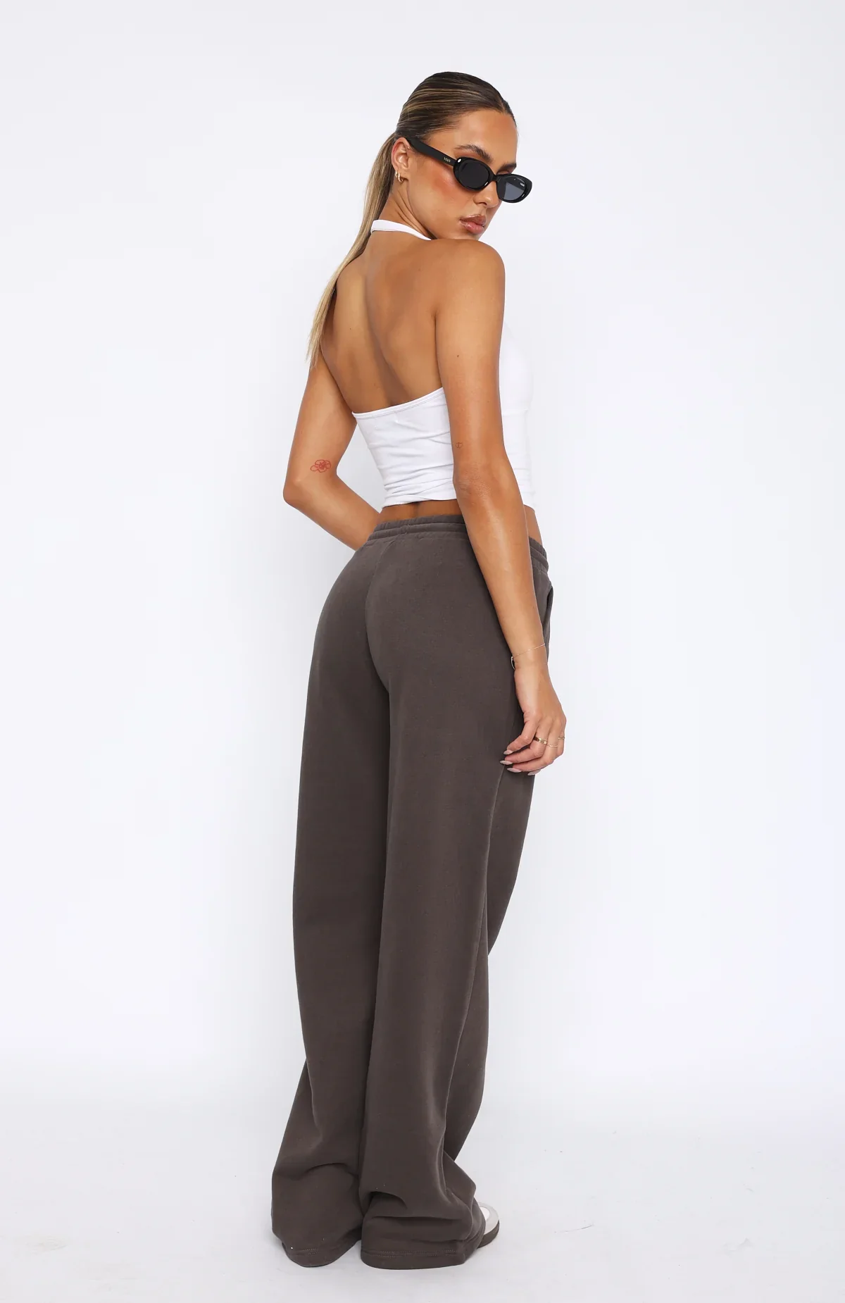 You'd Love It Here Wide Leg Sweatpants Charcoal - luluinthesky