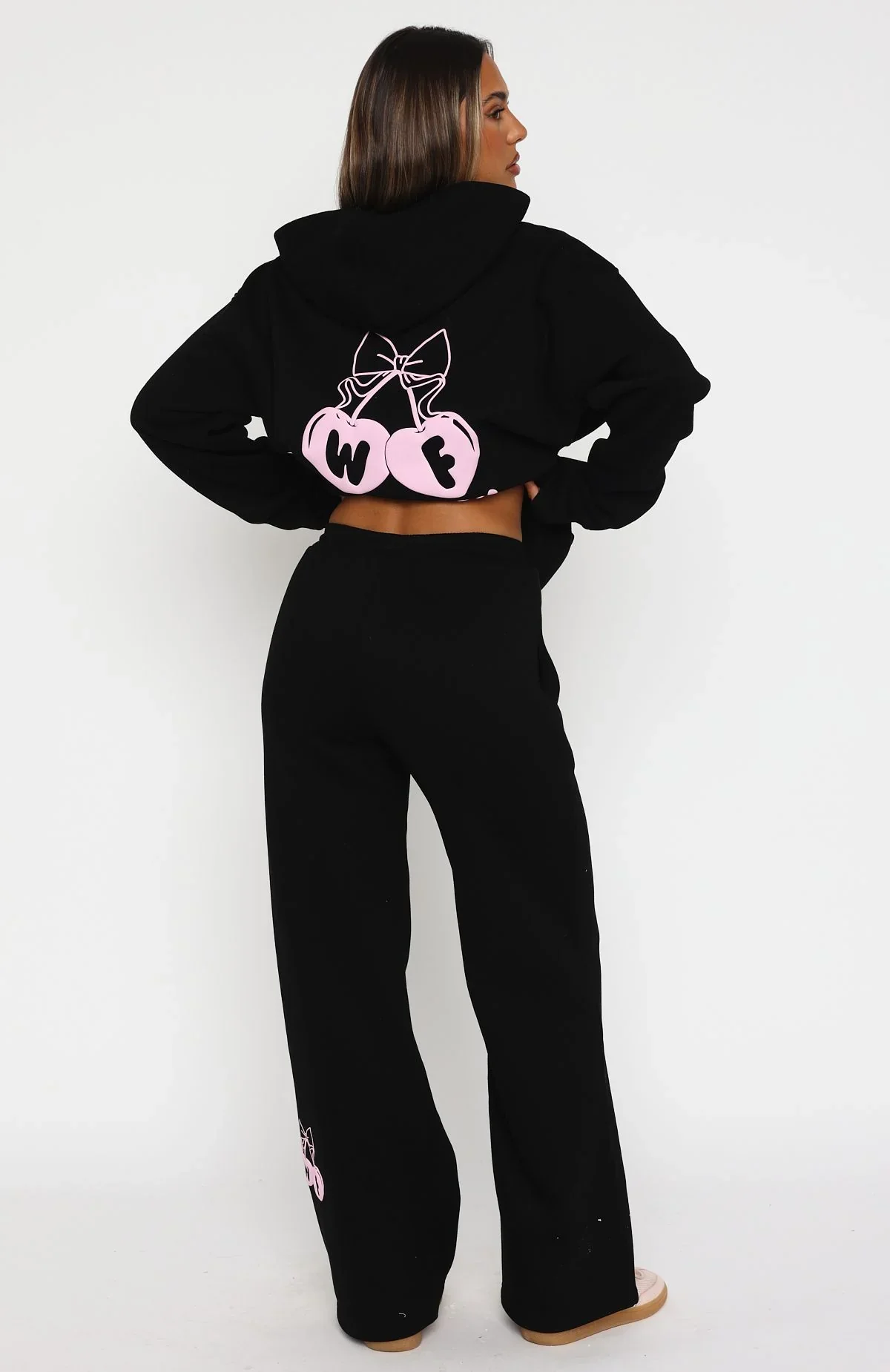 Feel The Love Wide Leg Sweatpants Black - luluinthesky