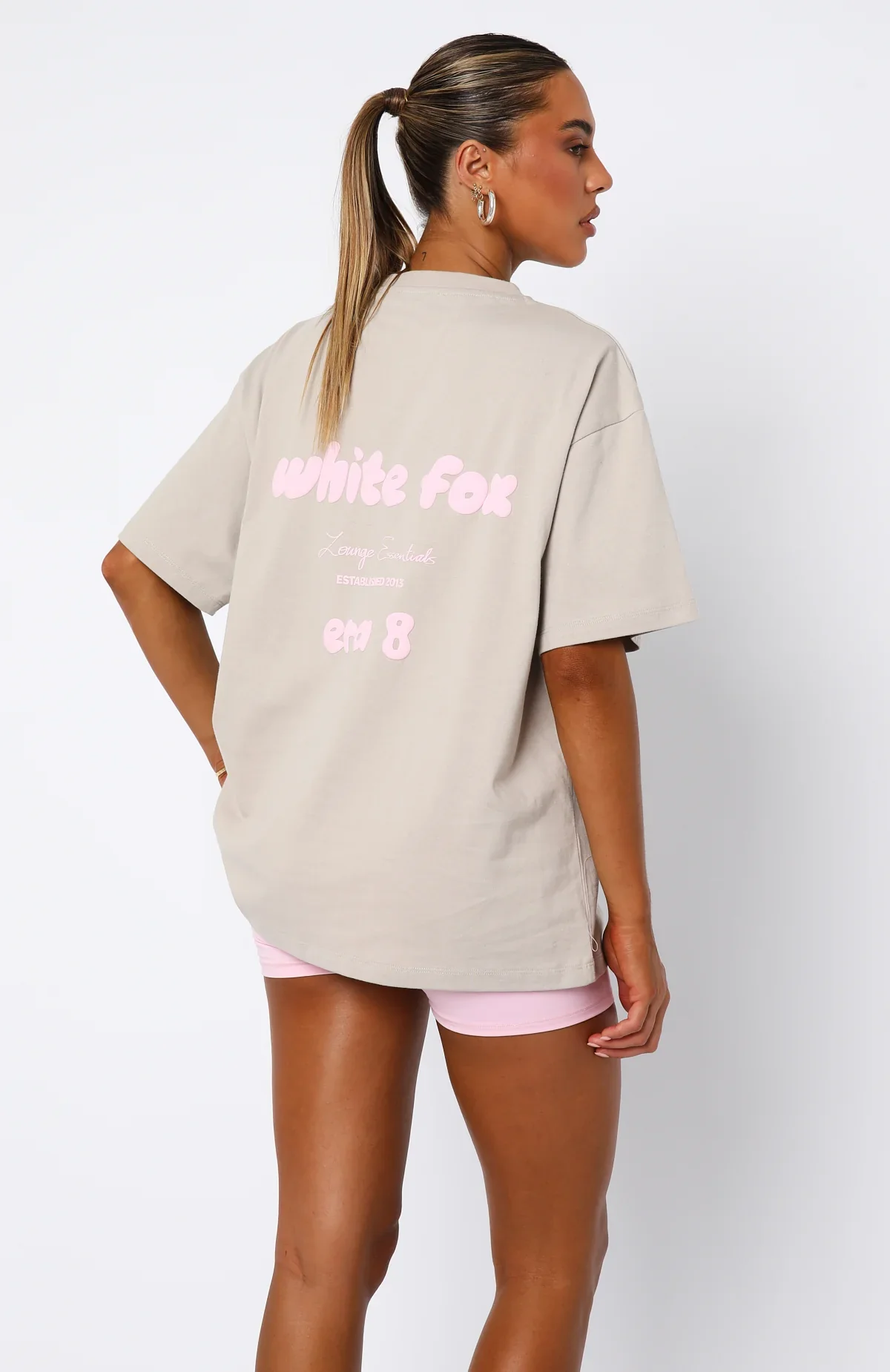 Era 8 Oversized Tee Mooncake - luluinthesky