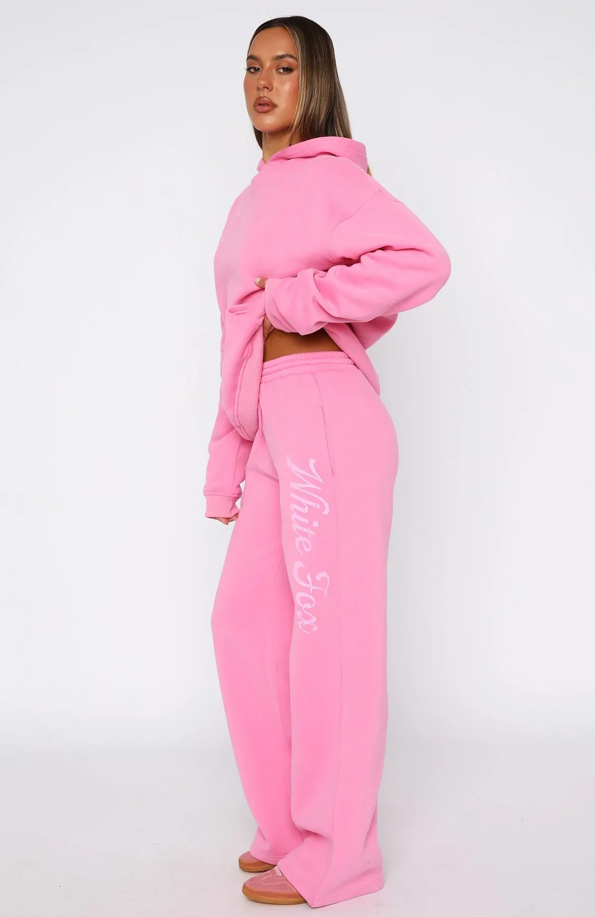 The Good Life Wide Leg Sweatpants Pink - luluinthesky