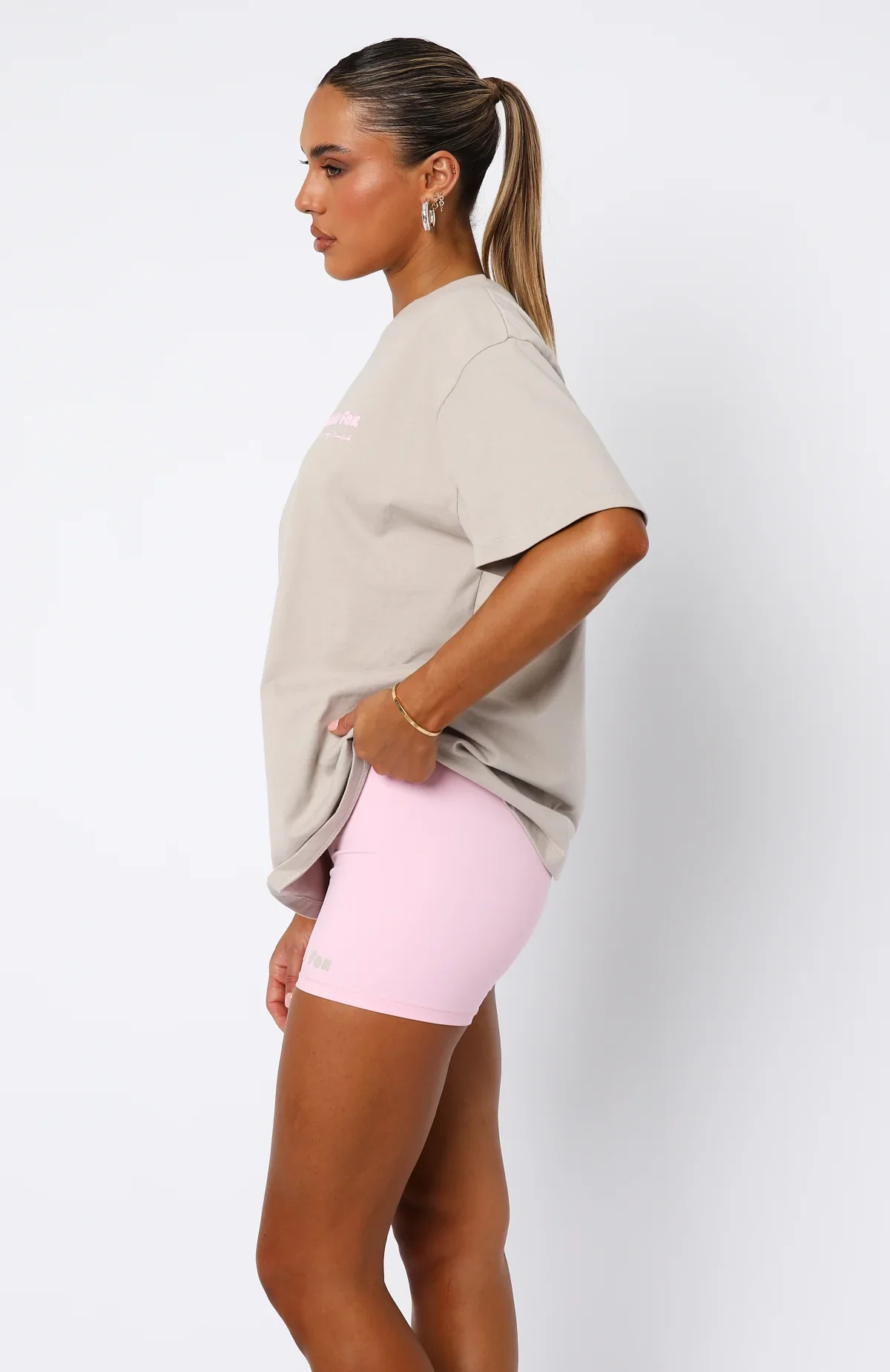 Era 8 Oversized Tee Mooncake - luluinthesky