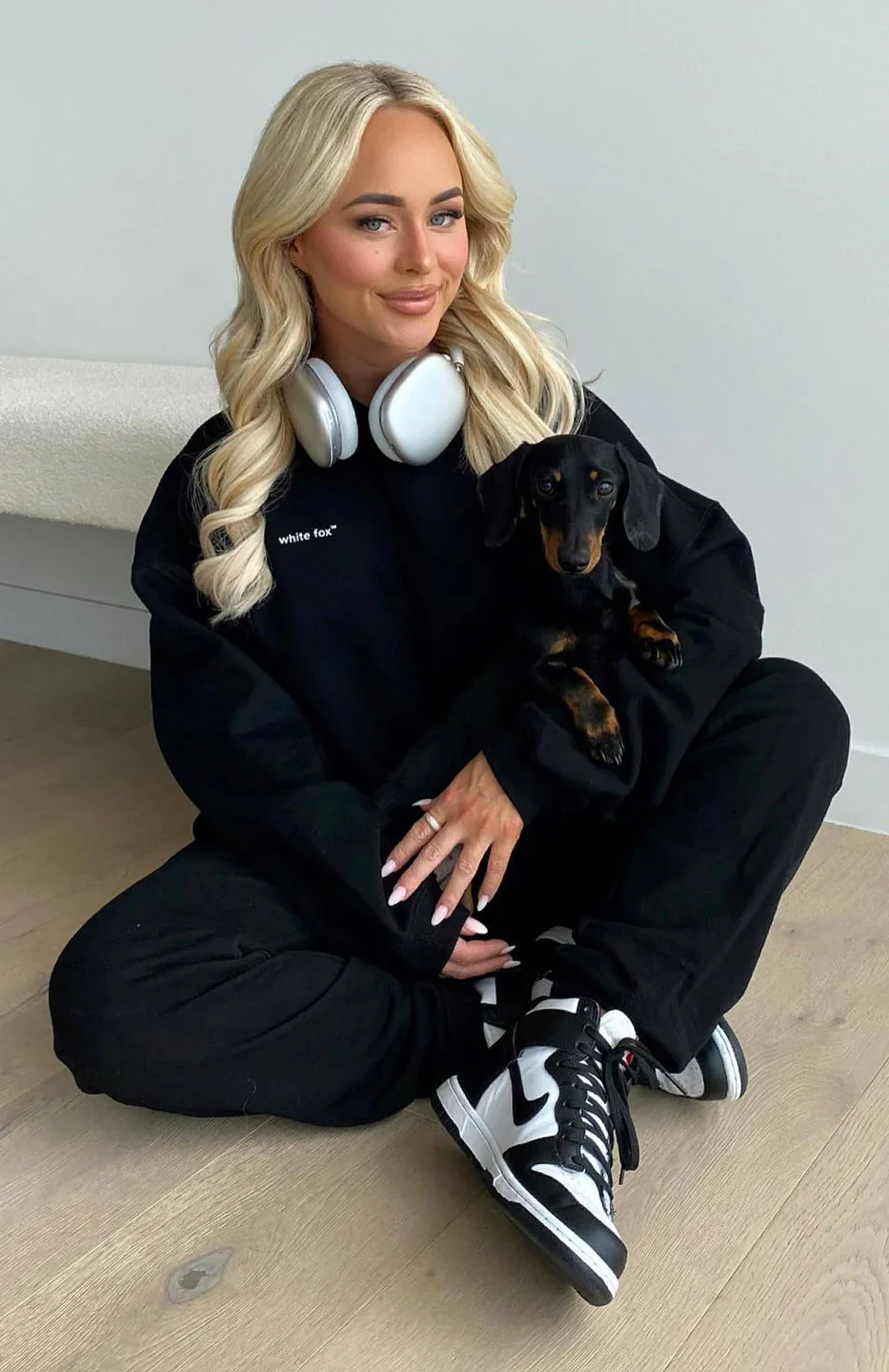 Own The Moment Sweater Black - luluinthesky