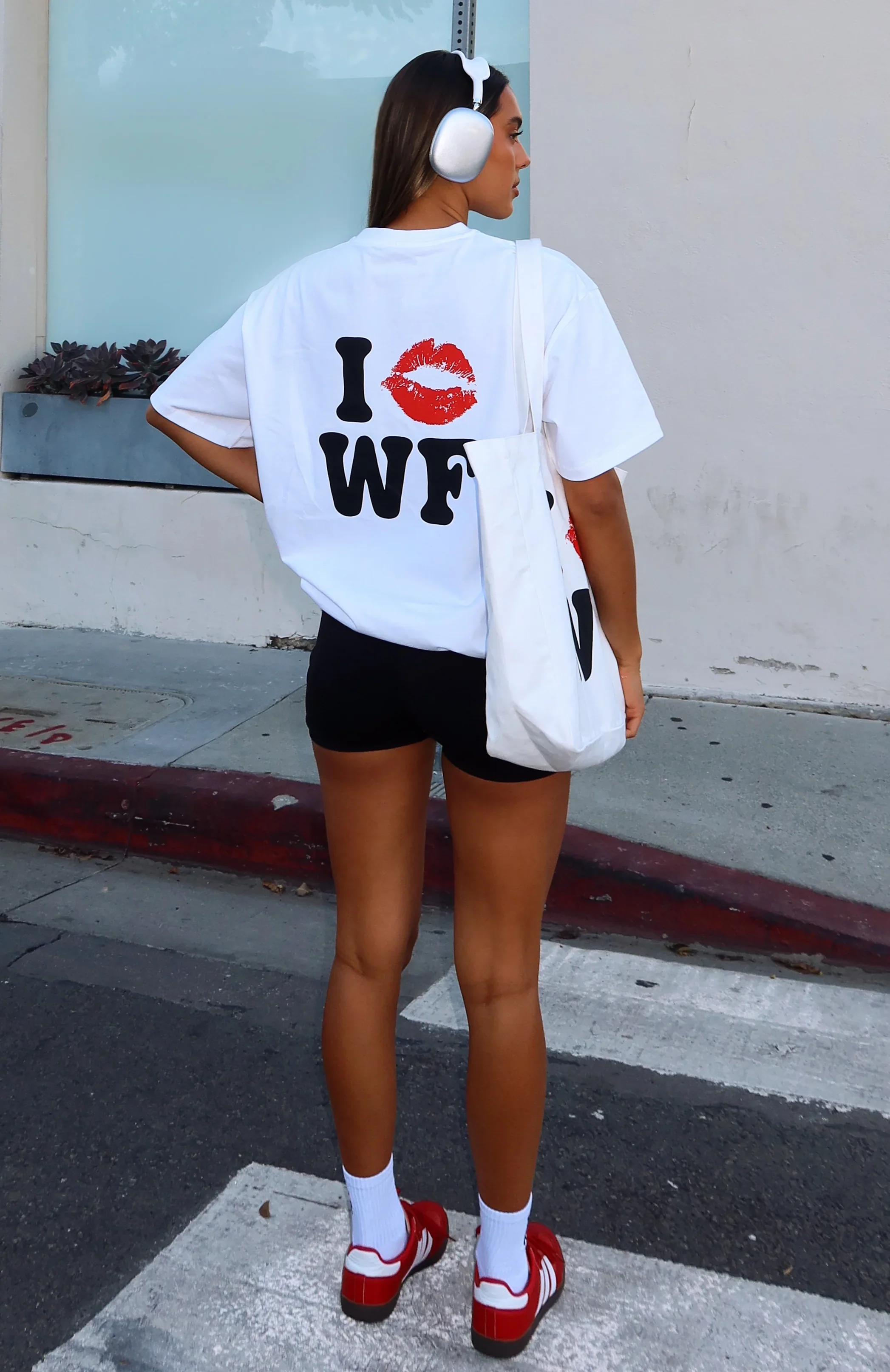 11th Street City Of Dreams Oversized Tee Frosting - luluinthesky