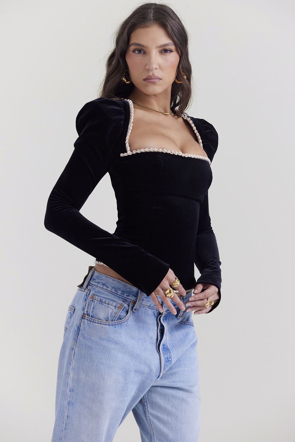 Noa Black Velvet Corset - luluinthesky