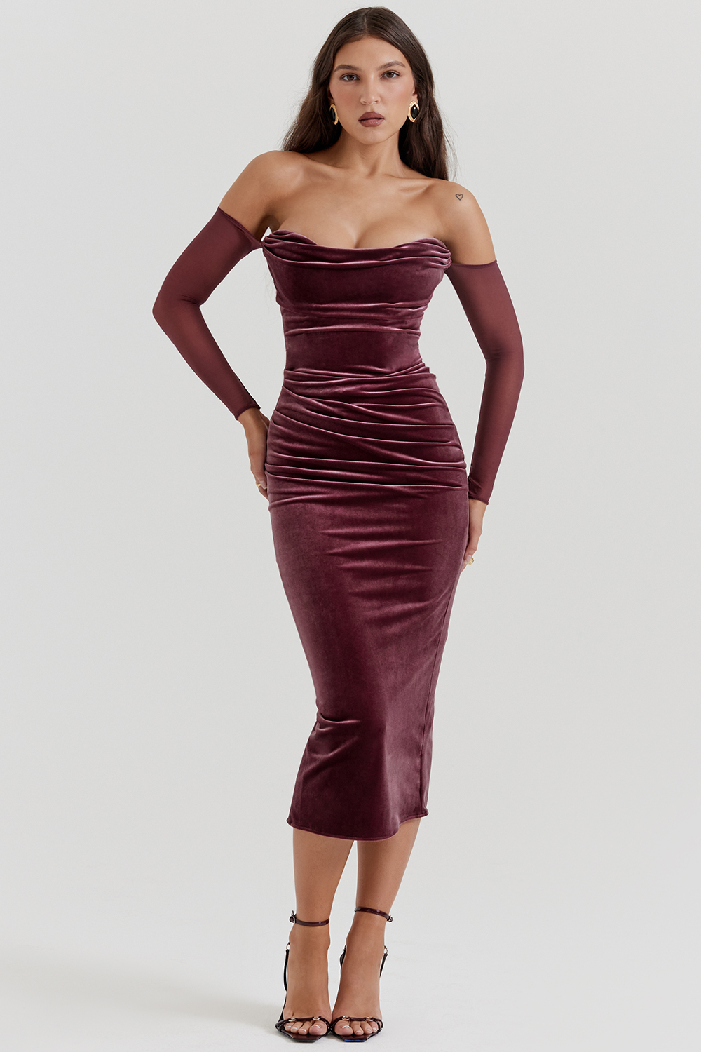 Leora Mulberry Strapless Midi Dress - luluinthesky