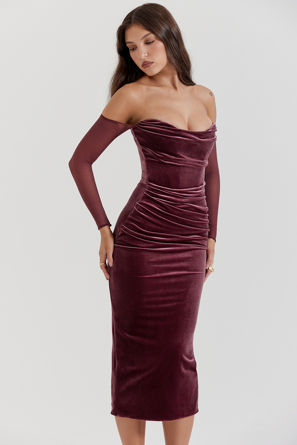Leora Mulberry Strapless Midi Dress - luluinthesky