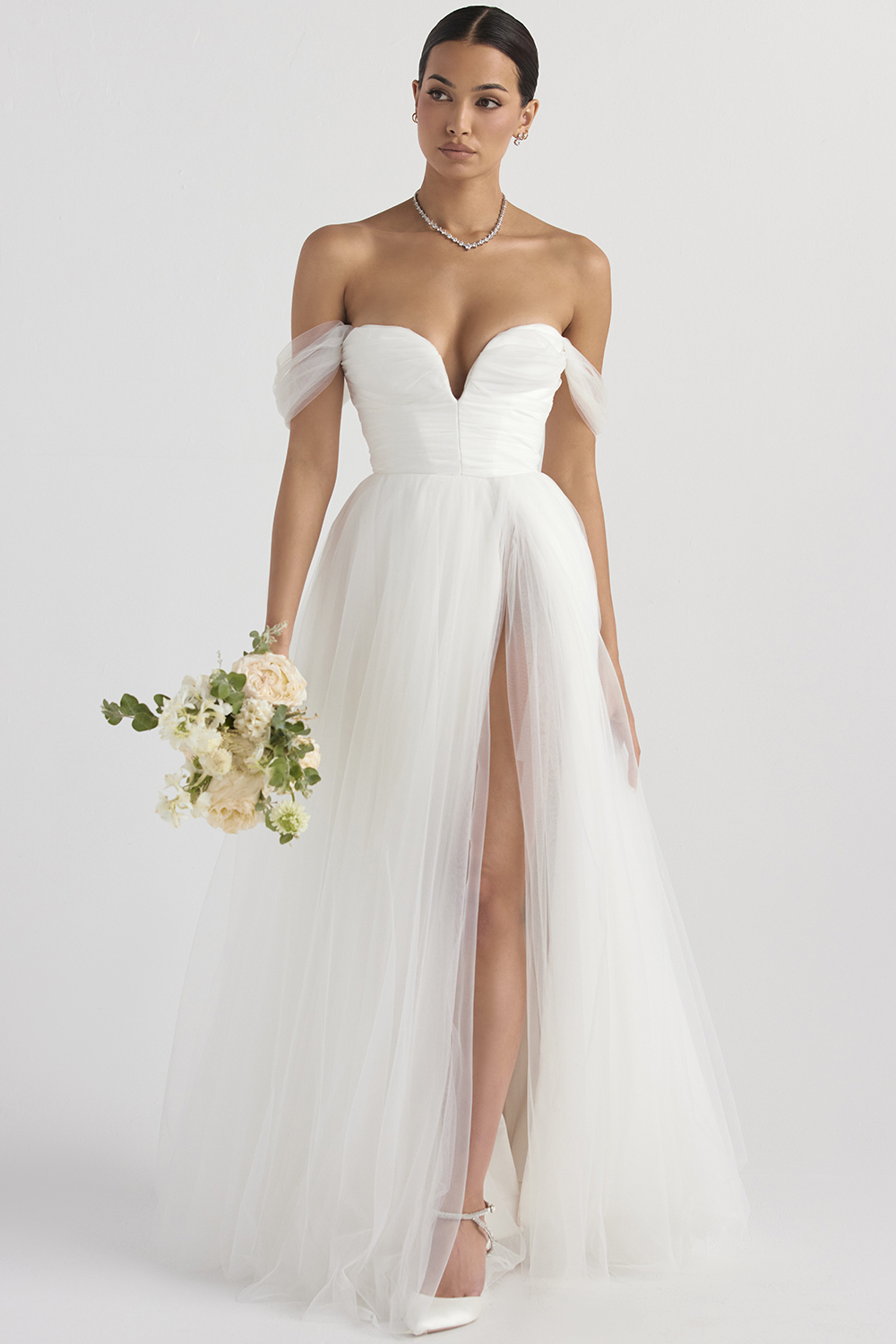 Fairytale White Tulle Bridal Gown - luluinthesky