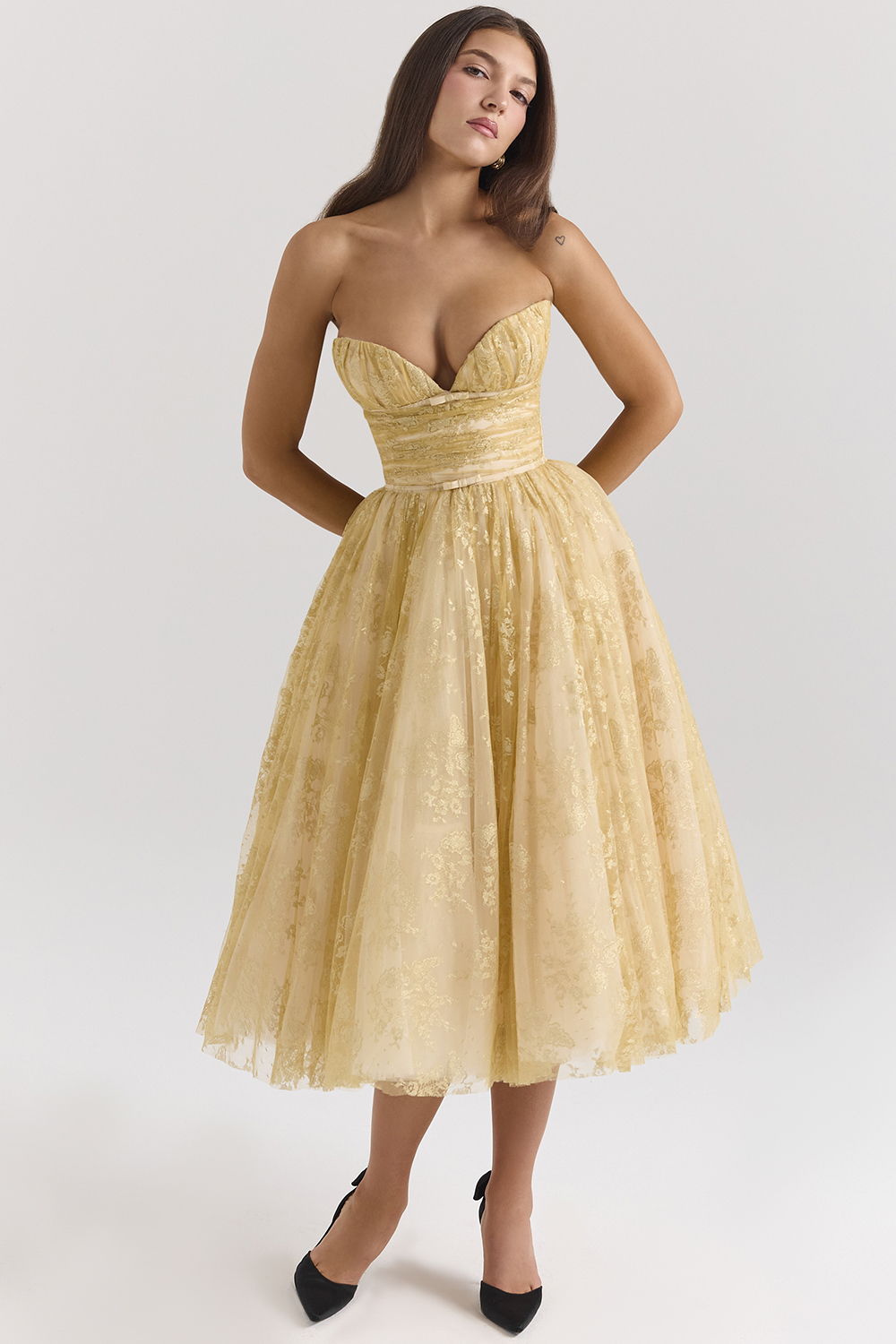 Madame Gold Metallic Lace Tulle Midi Gown - luluinthesky