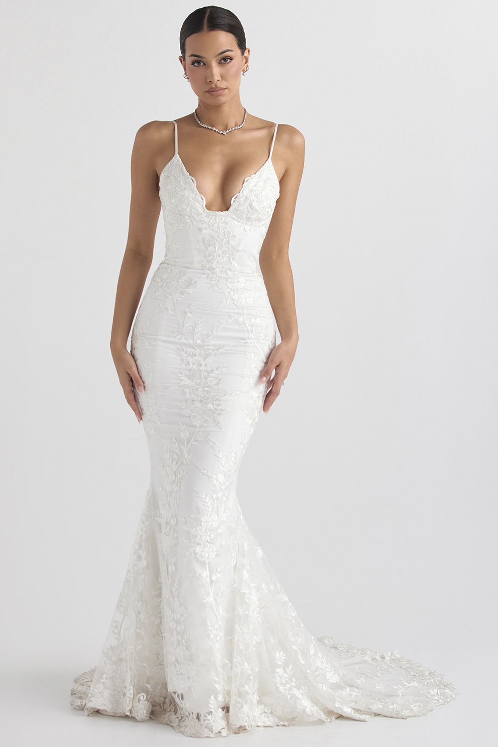 Solene White Lace Bridal Gown - luluinthesky