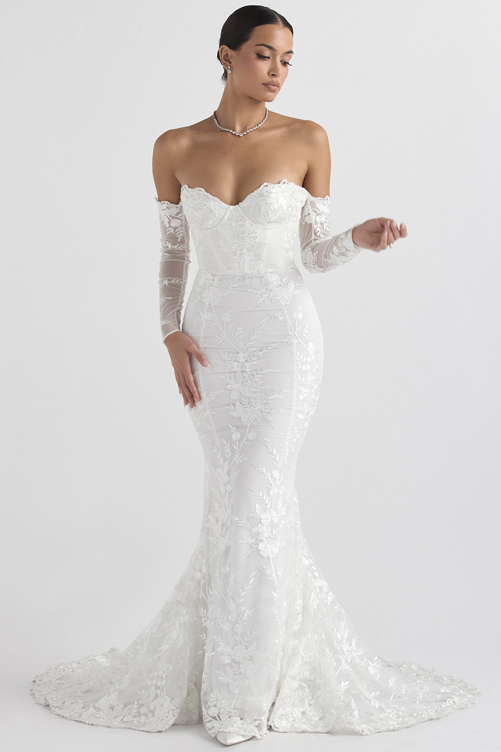 Isabelle White Lace Long Sleeve Bridal Gown - luluinthesky