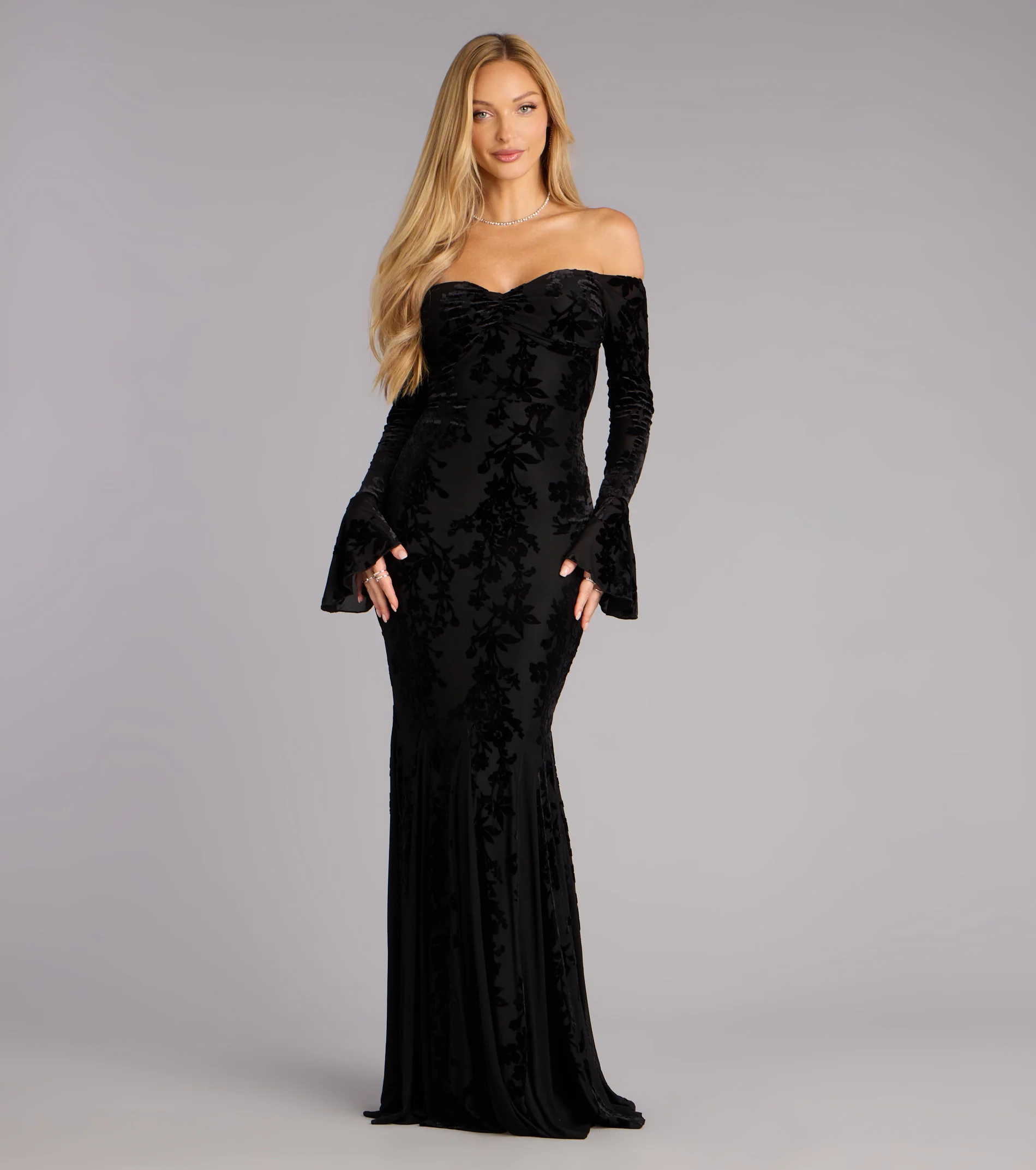 Korey Velvet Off-The-Shoulder Mermaid Formal Dress - luluinthesky