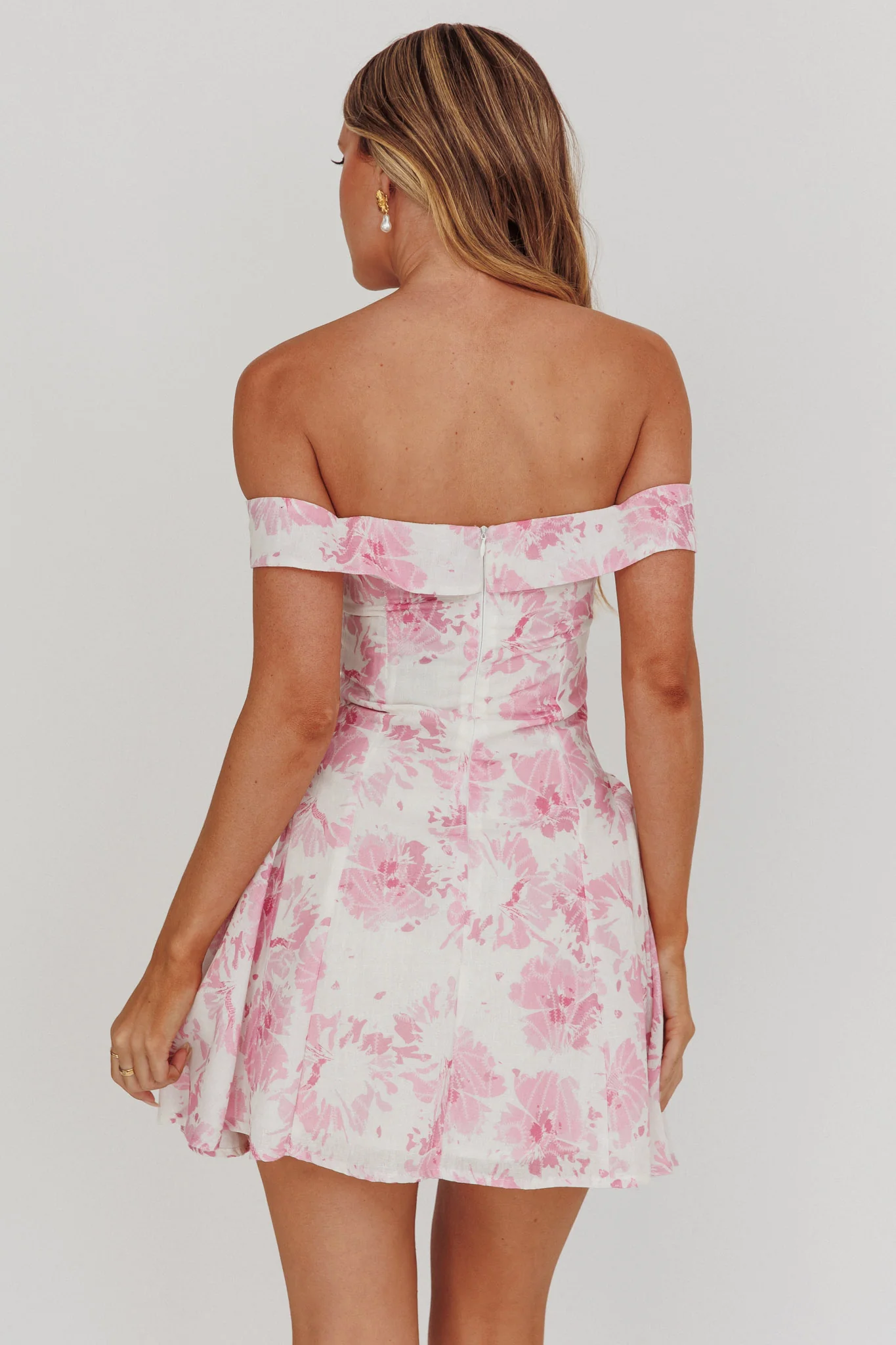 Courting Off-Shoulder Mini Dress Floral Pink - luluinthesky