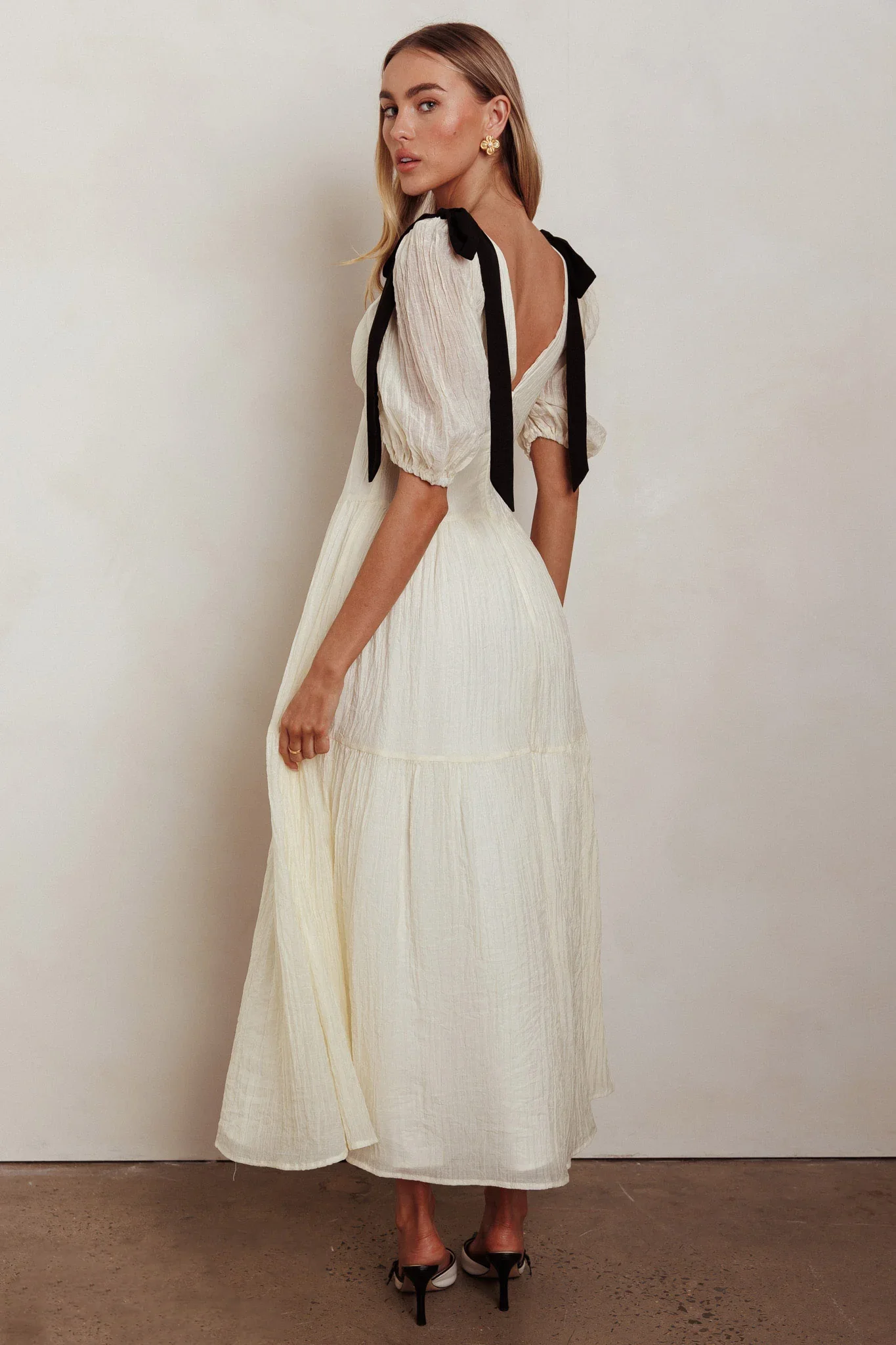 Sinta Bow Shoulder Puff Sleeve Maxi Dress Cream - luluinthesky