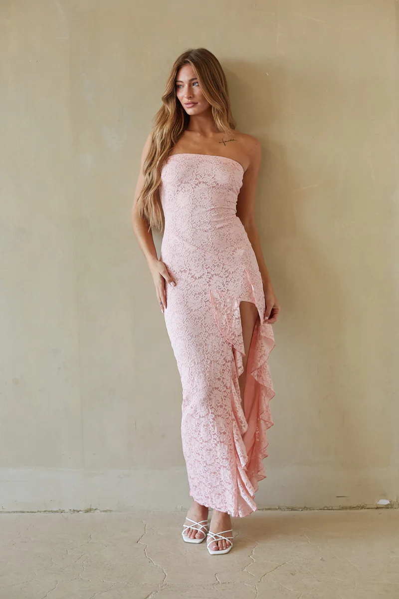 Vivienne Lace Ruffle Maxi Dress - luluinthesky