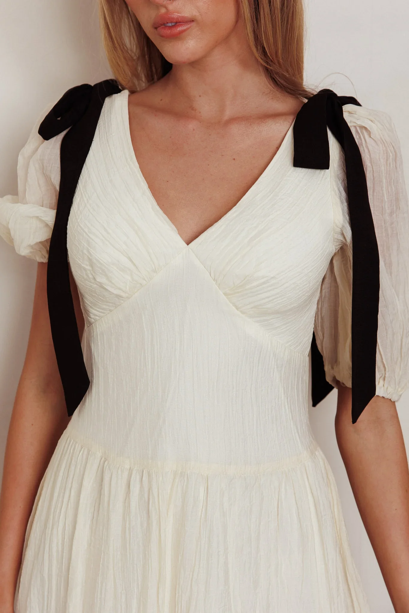 Sinta Bow Shoulder Puff Sleeve Maxi Dress Cream - luluinthesky