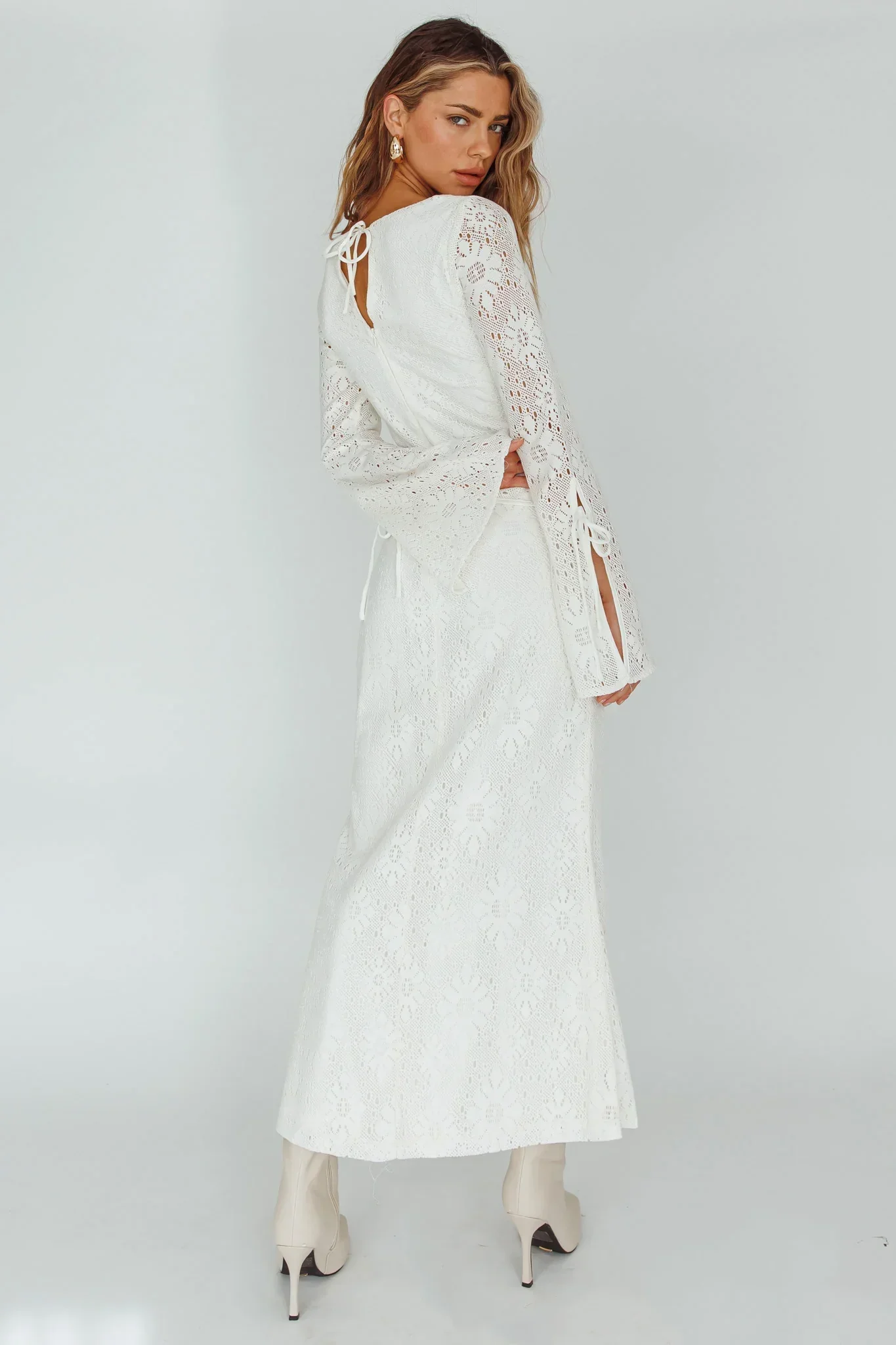 Kalia Long Sleeve Lace Midi Dress Cream - luluinthesky