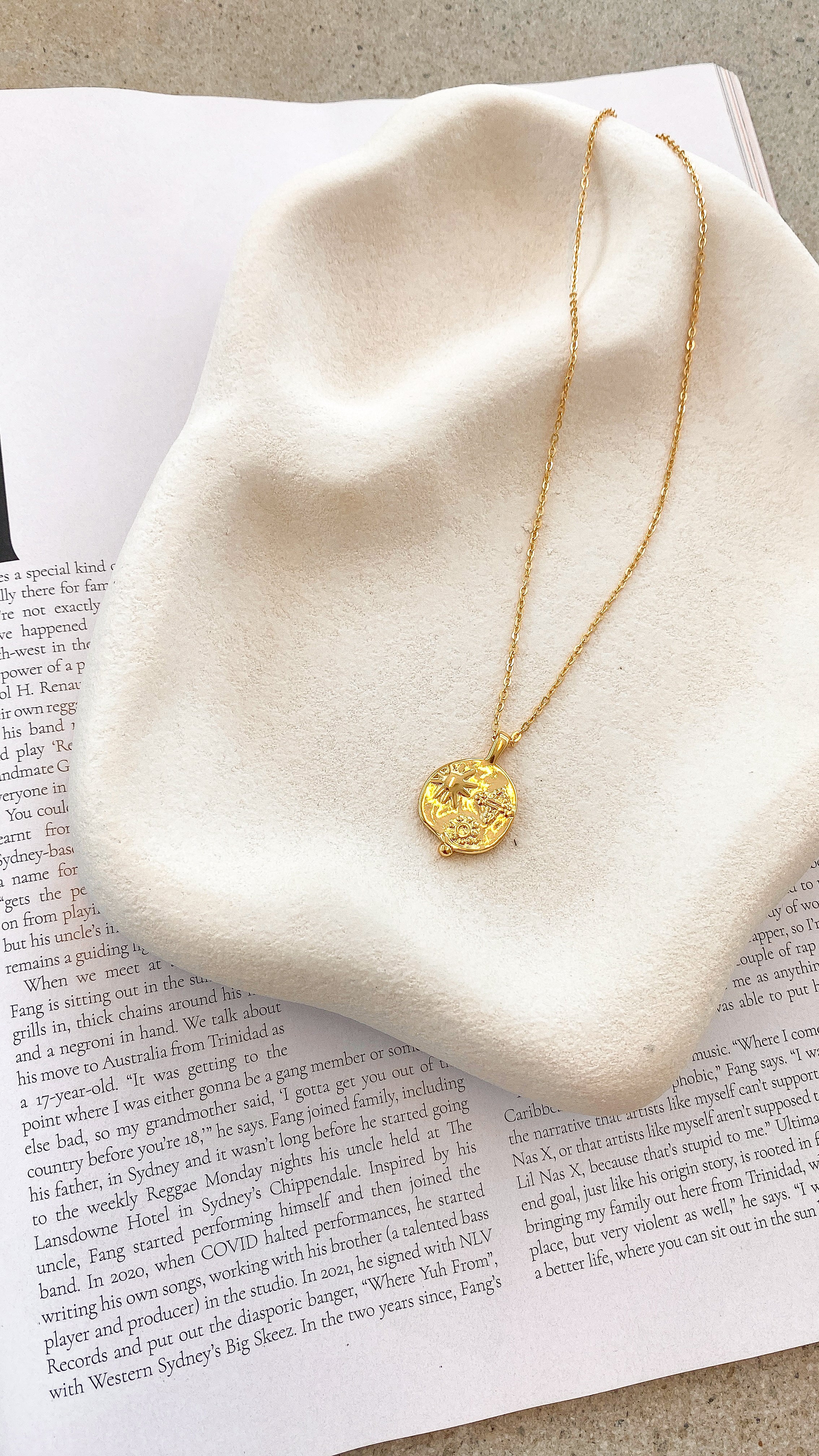 Ocean Coin Charm Necklace - Gold - luluinthesky