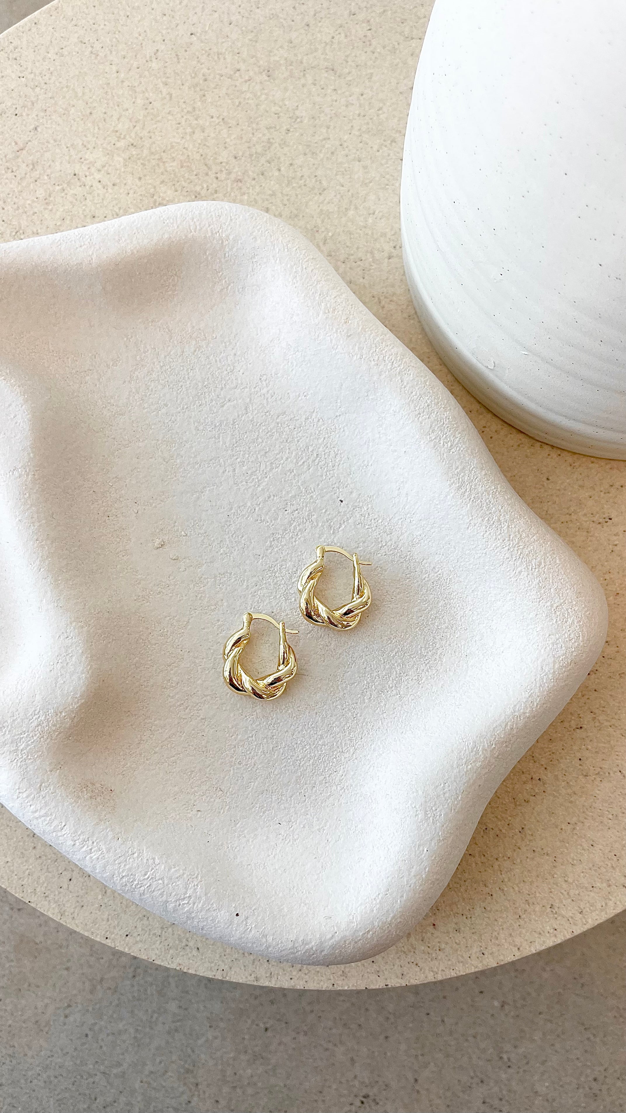 Lue Earrings - Gold - luluinthesky