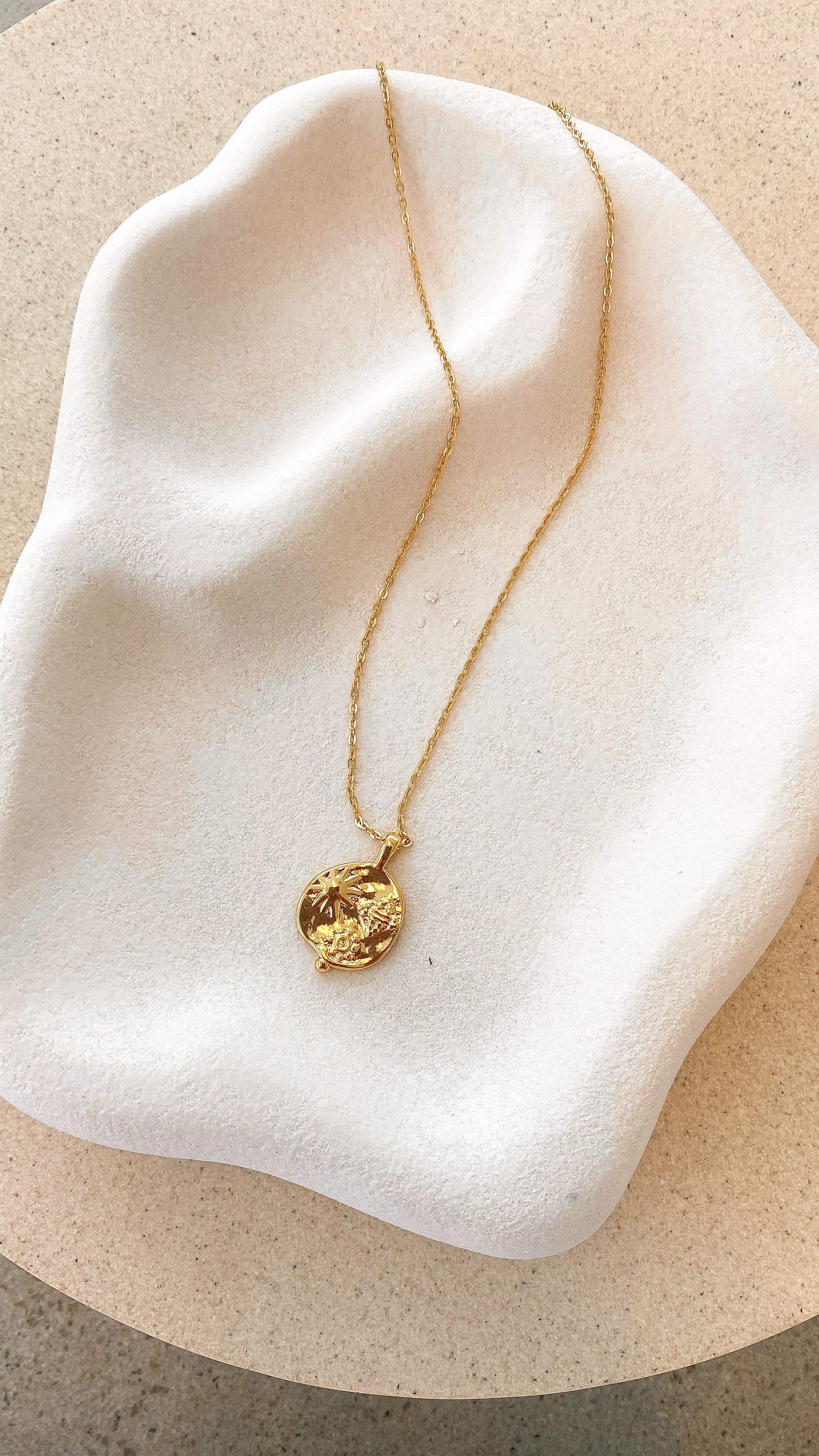 Ocean Coin Charm Necklace - Gold - luluinthesky
