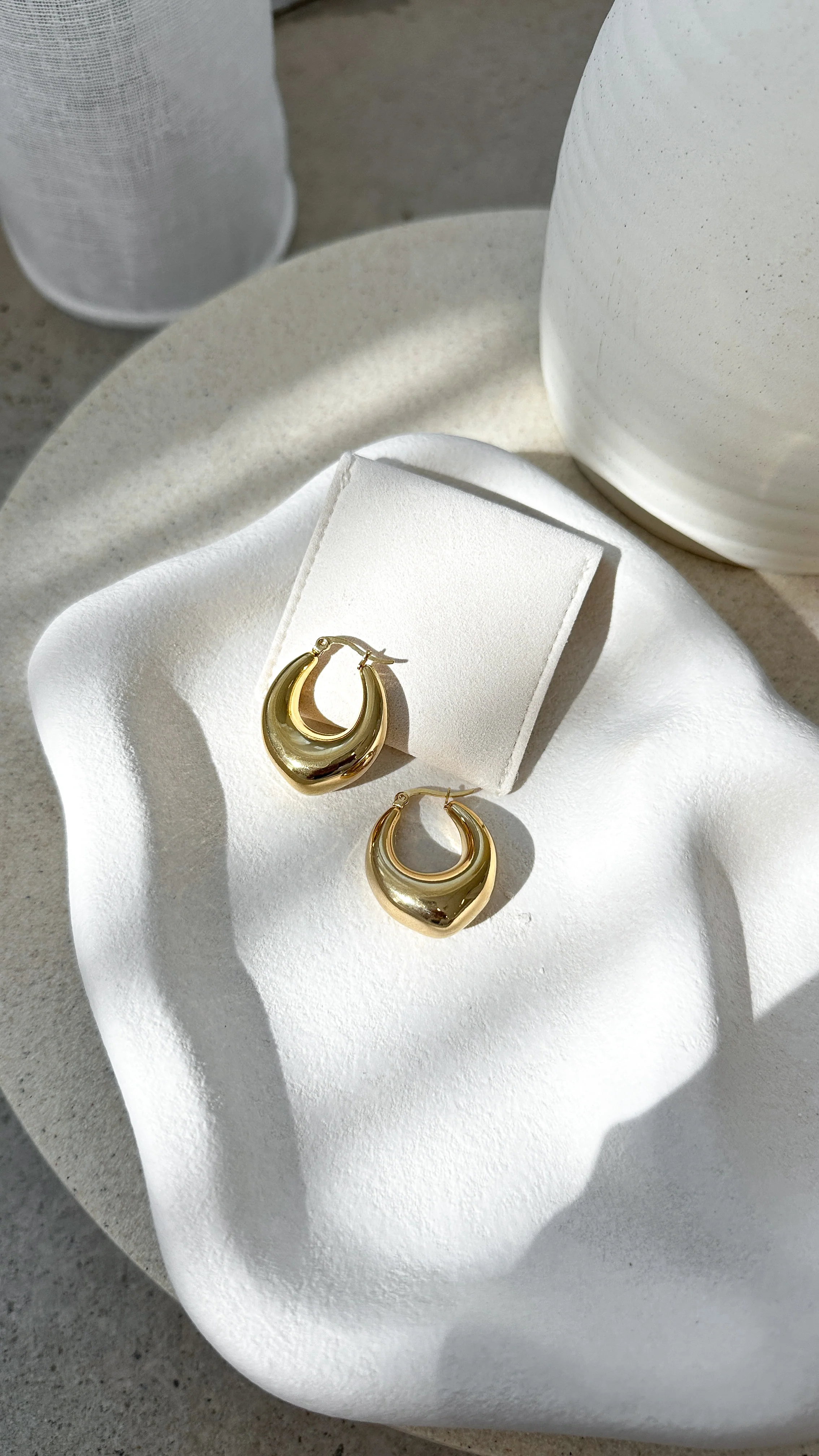 Arya Hoop Earrings - Gold - luluinthesky