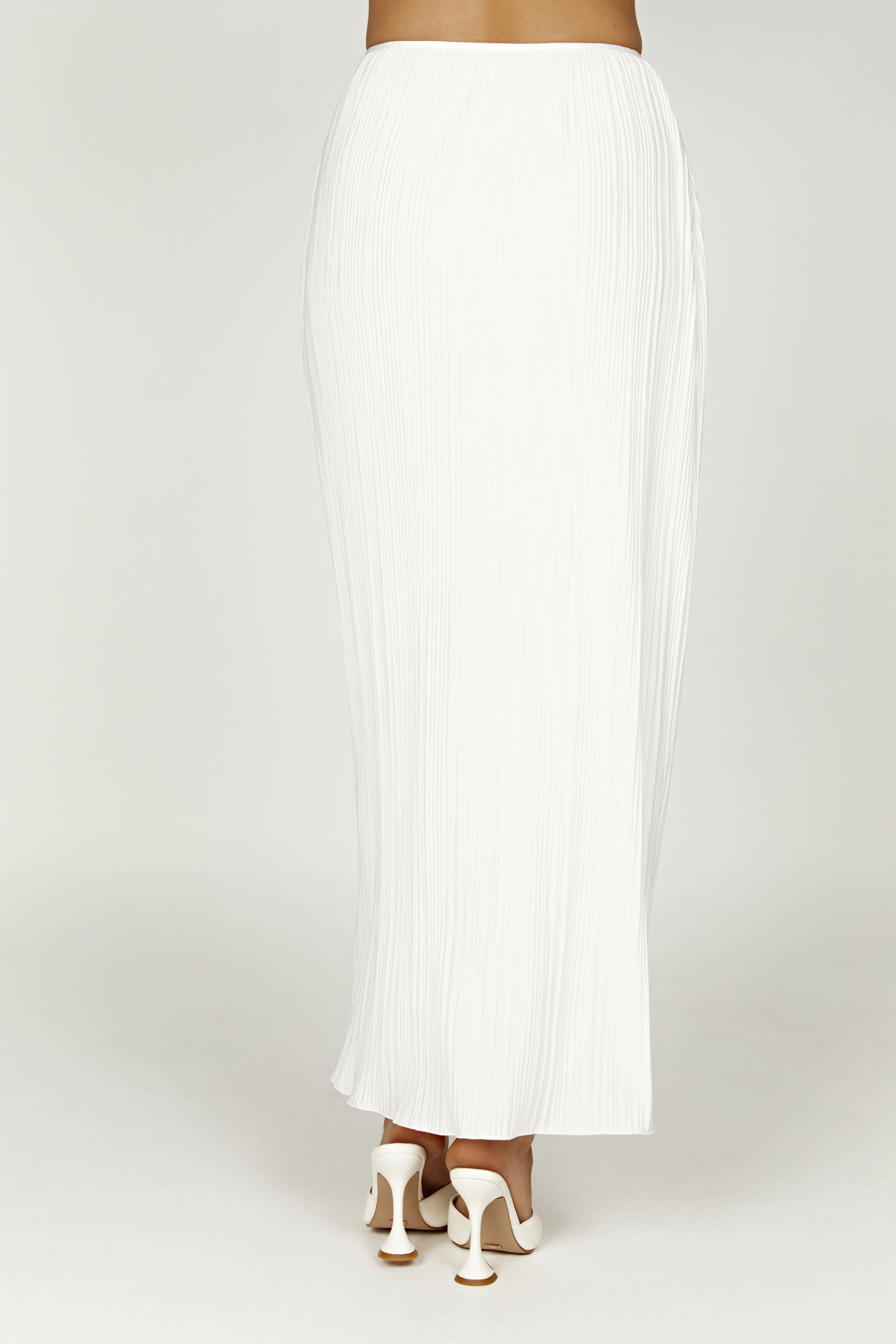 MESHKI Elsie Plisse Maxi Skirt - White