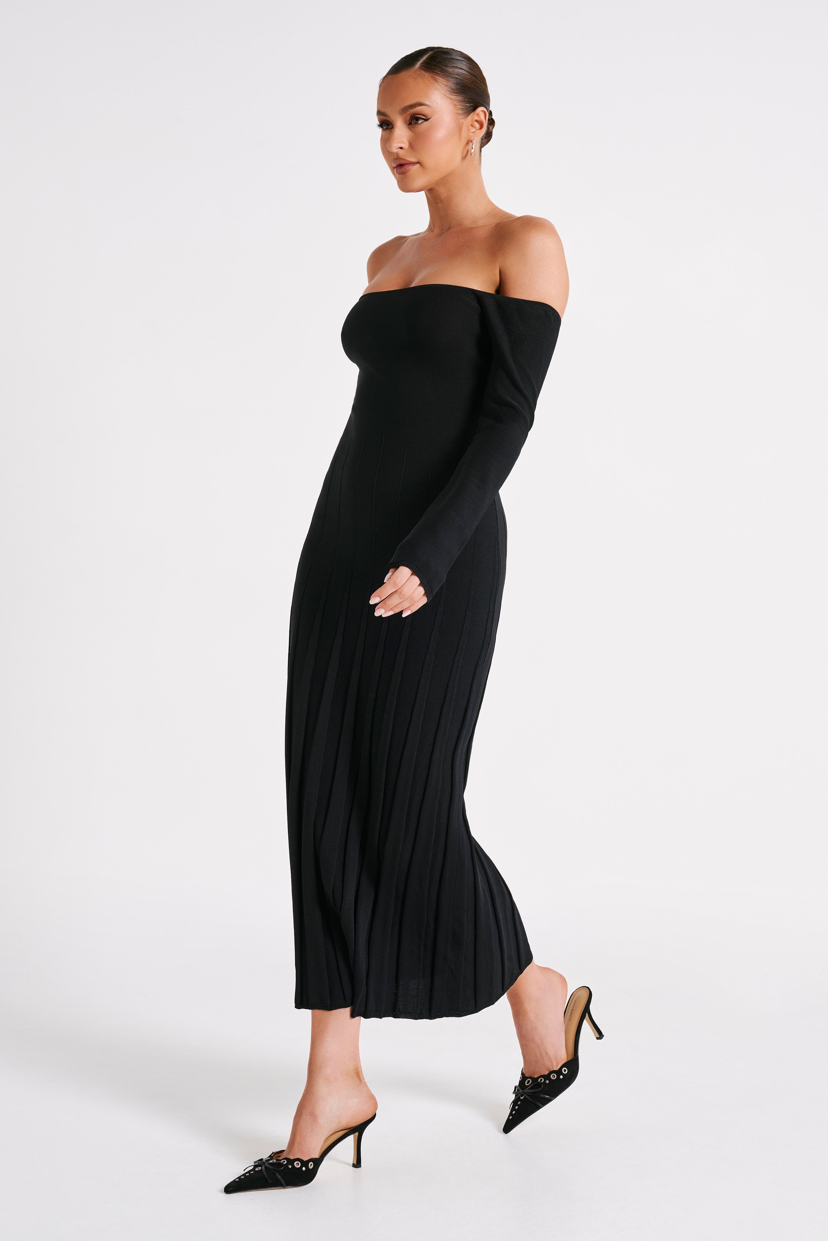 Emmeline Long Sleeve Rib Knit Midi Dress - Black
