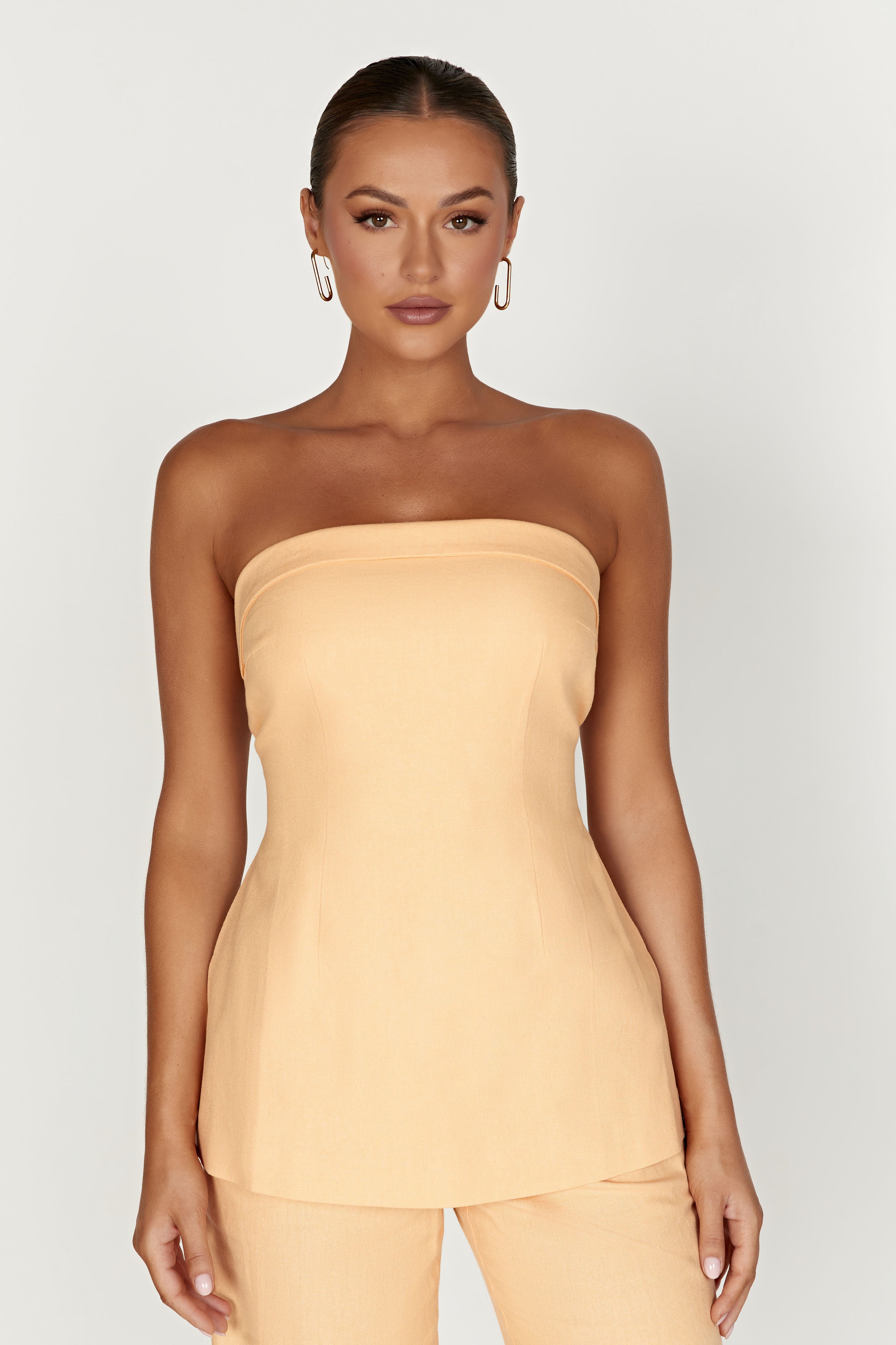 MESHKI Aieleen Linen Strapless Back Tie Top - Mango