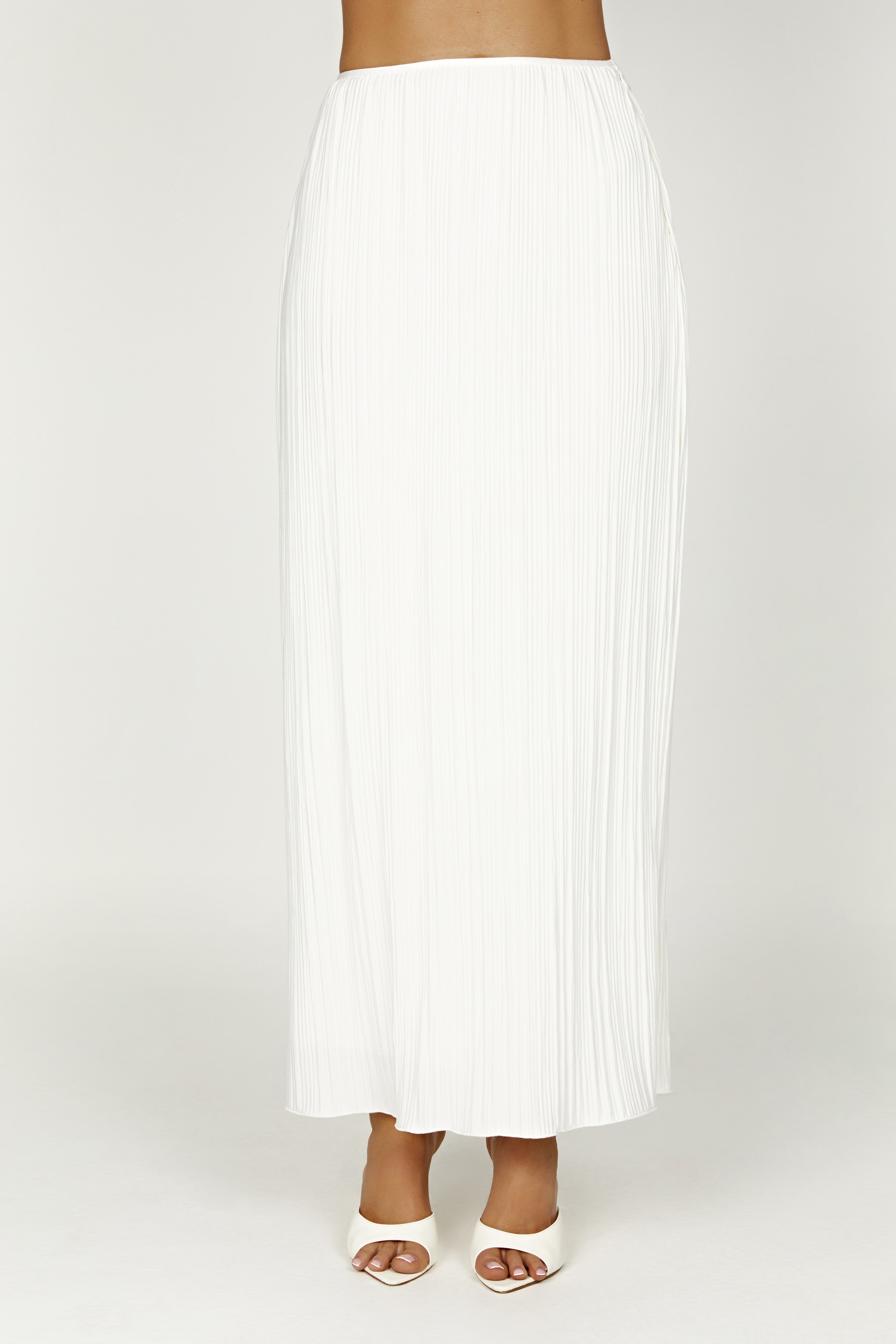 MESHKI Elsie Plisse Maxi Skirt - White