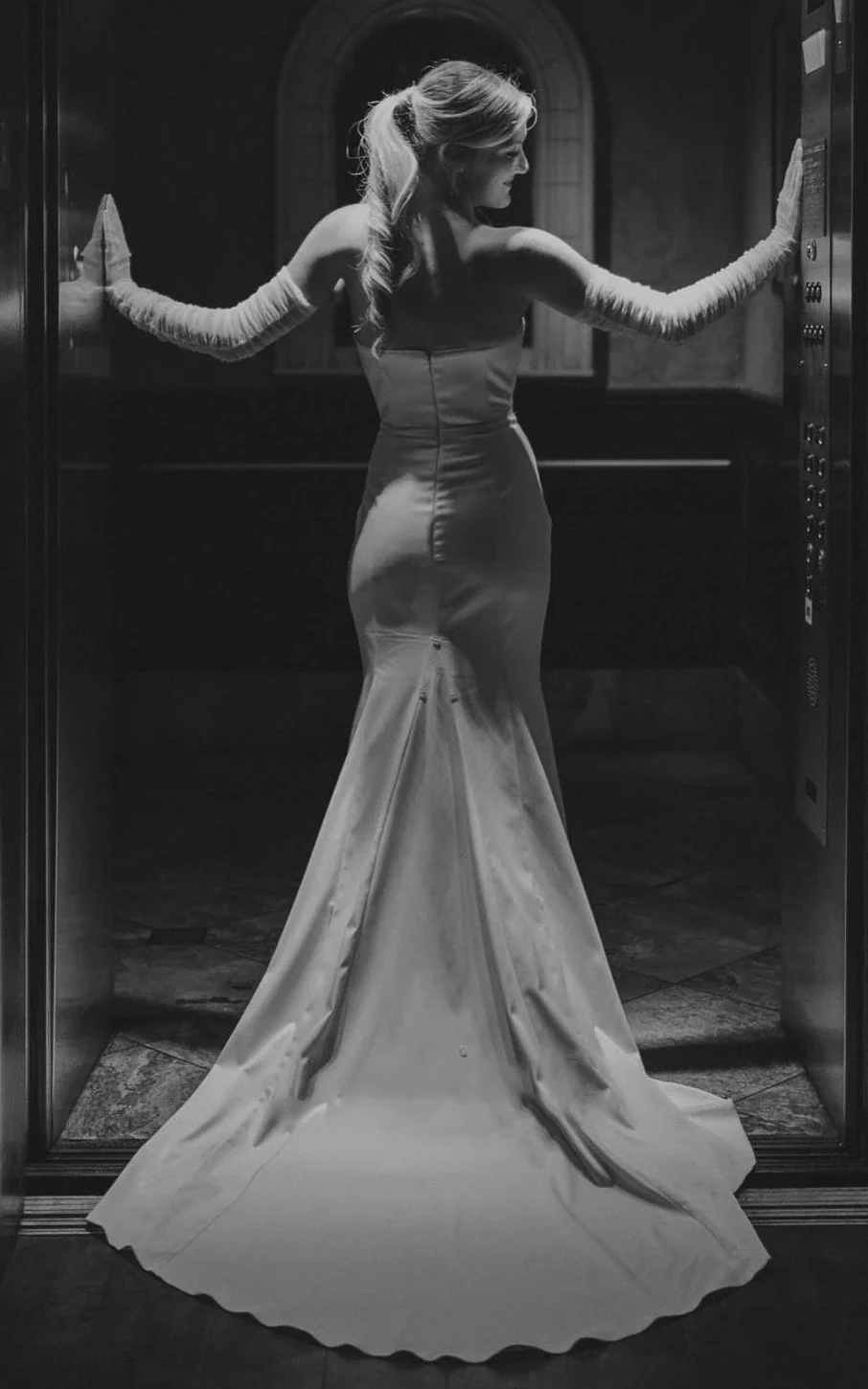 Mermaid Sexy Detachable Straps Elegant Satin Classic Trailing Wedding Dress