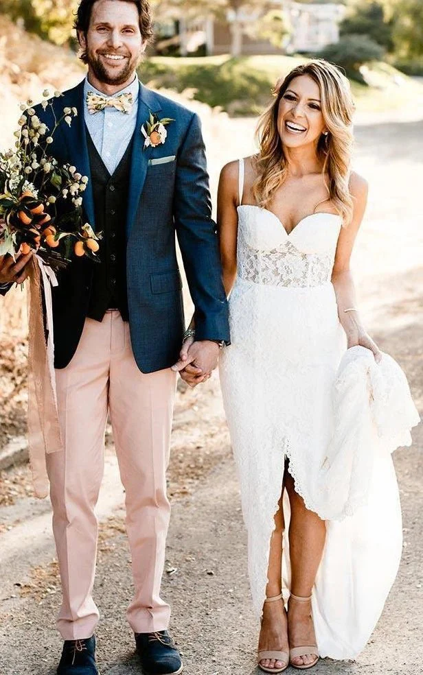 Elegant Mermaid Lace Spaghetti Sweetheart Sleeveless Wedding Dress With Split Front