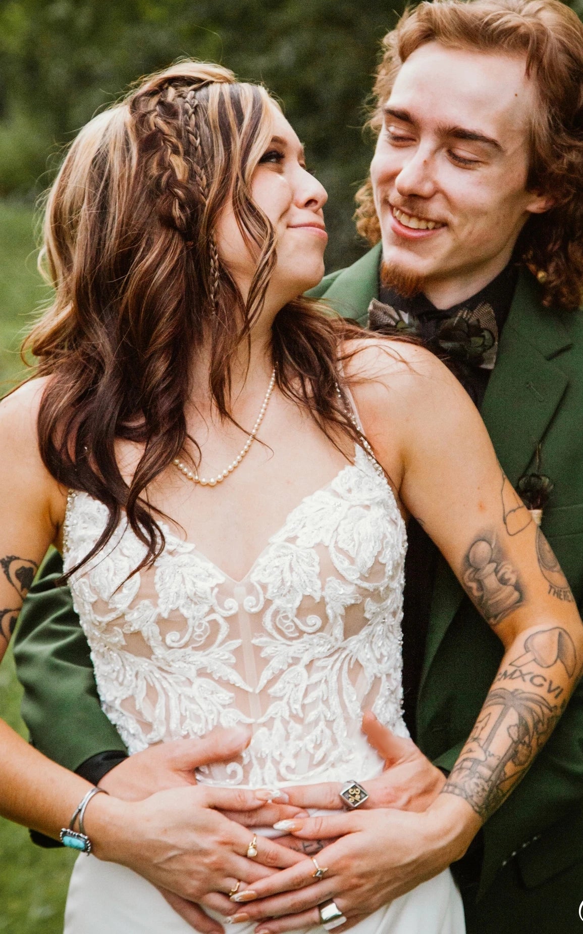 Elegant Sheath Spaghetti Split Front Sweep Train Appliques Lace Garden Bride Wedding Dress