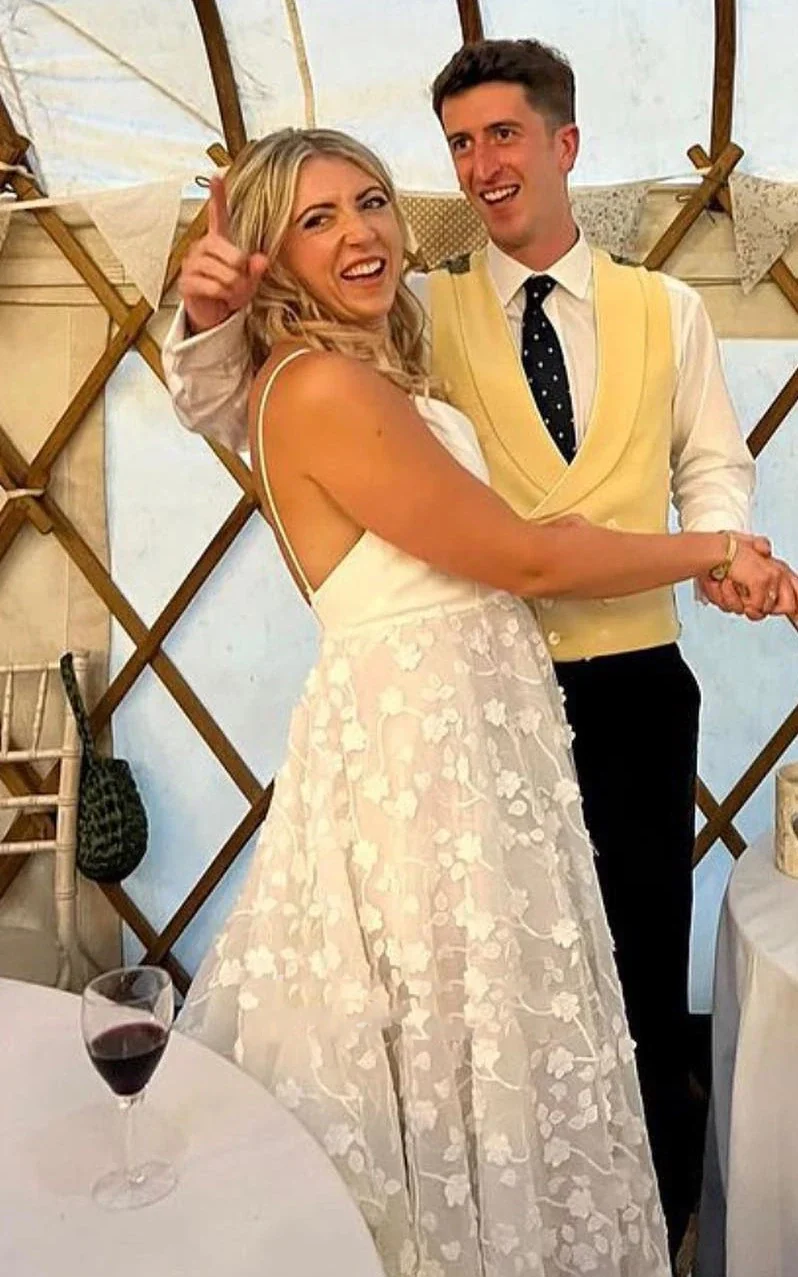 Spaghetti  Straps A-Line Satin Elegant Wedding Dress Sleeveless With Court Train