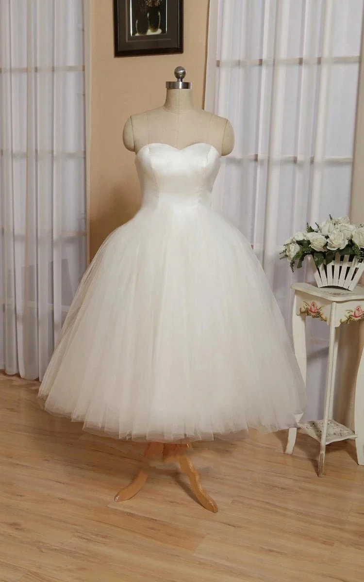 Sweetheart Empire Tea-Length Tulle Wedding Dress With Lace-Up Back