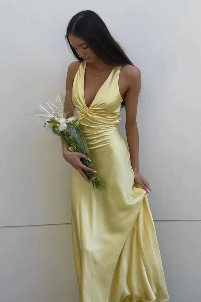 Steph | Halter V-Neck Pleated Satin Sleeveless Long Prom Party Dress