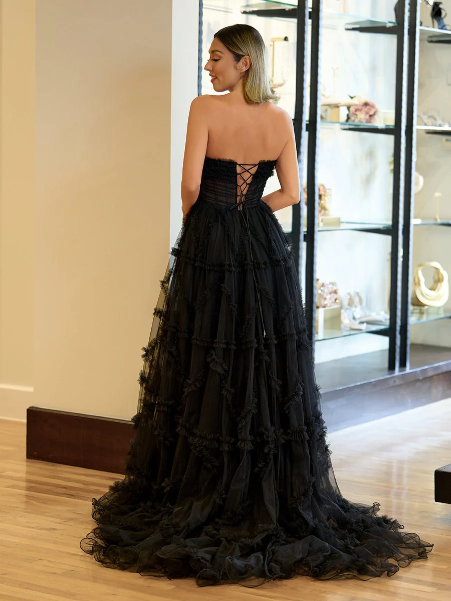 Arcanae | Black Strapless Tulle A Line Lone Prom Dress