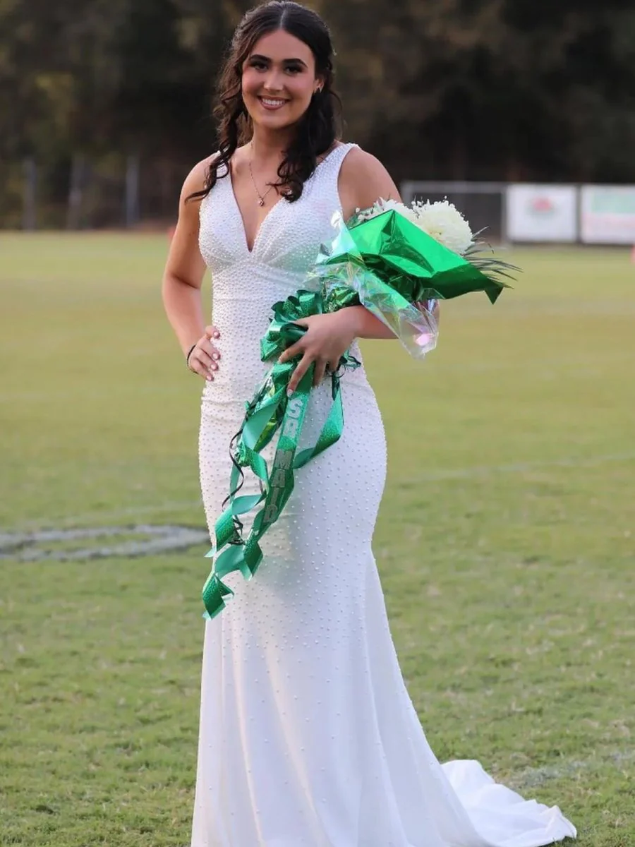 Molly | Mermaid Deep V-Neck Beaded Satin Long Prom Dress