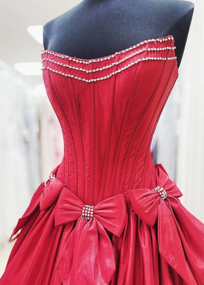 Cristal | A-Line Black Scoop Neck Satin Long Prom Dresses with Bow Knots