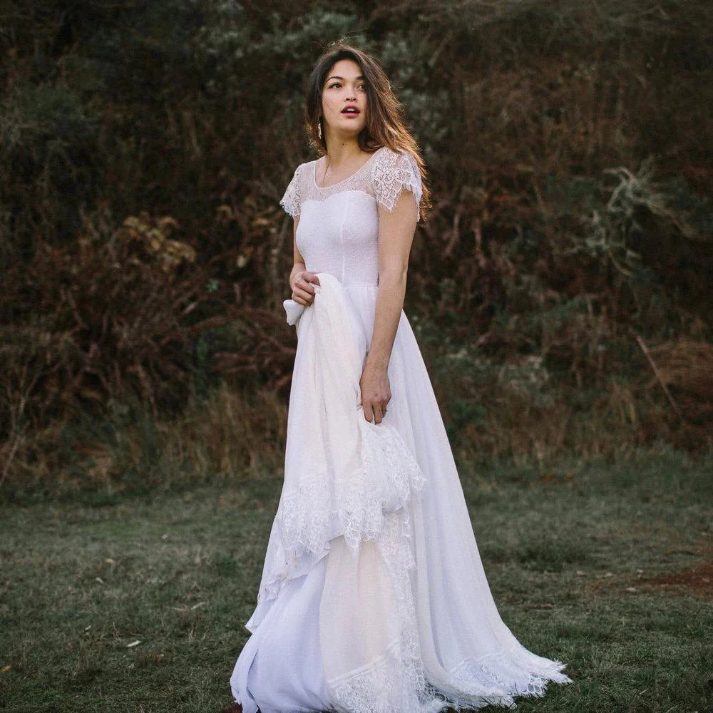 Scoop Neck Short Sleeve A-Line Chiffon Wedding Dress With Lace Hem