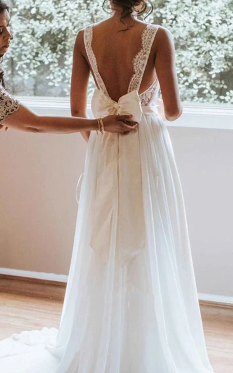 Bohemian A Line  Sweep-Train Chiffon Lace Scalloped Sleeveless Wedding Dress