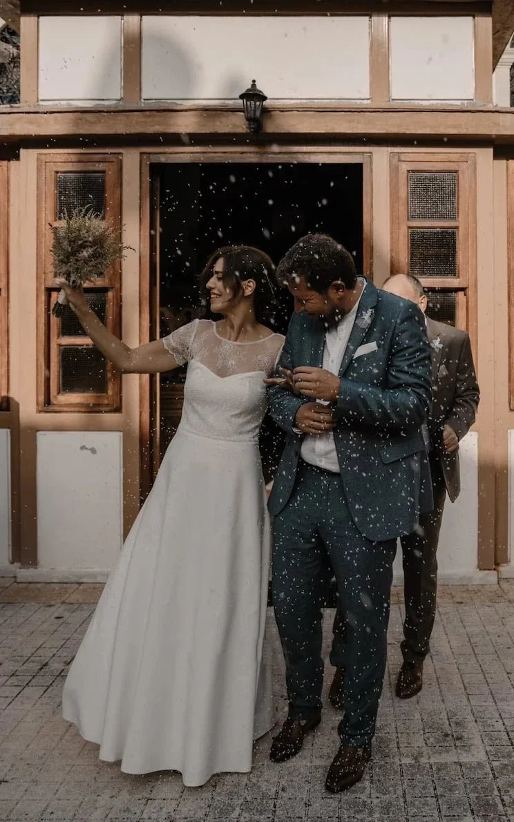 Minimalist Casual Short Sleeves A-Line Boho Lace Wedding Dress Simple Modest Deep-V Back Bridal Gown