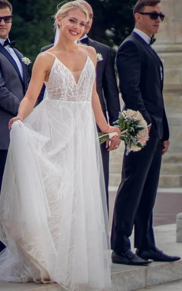 Tulle A-Line Spaghetti Bohemian Wedding Dress With Low-V Back And Sweep Train