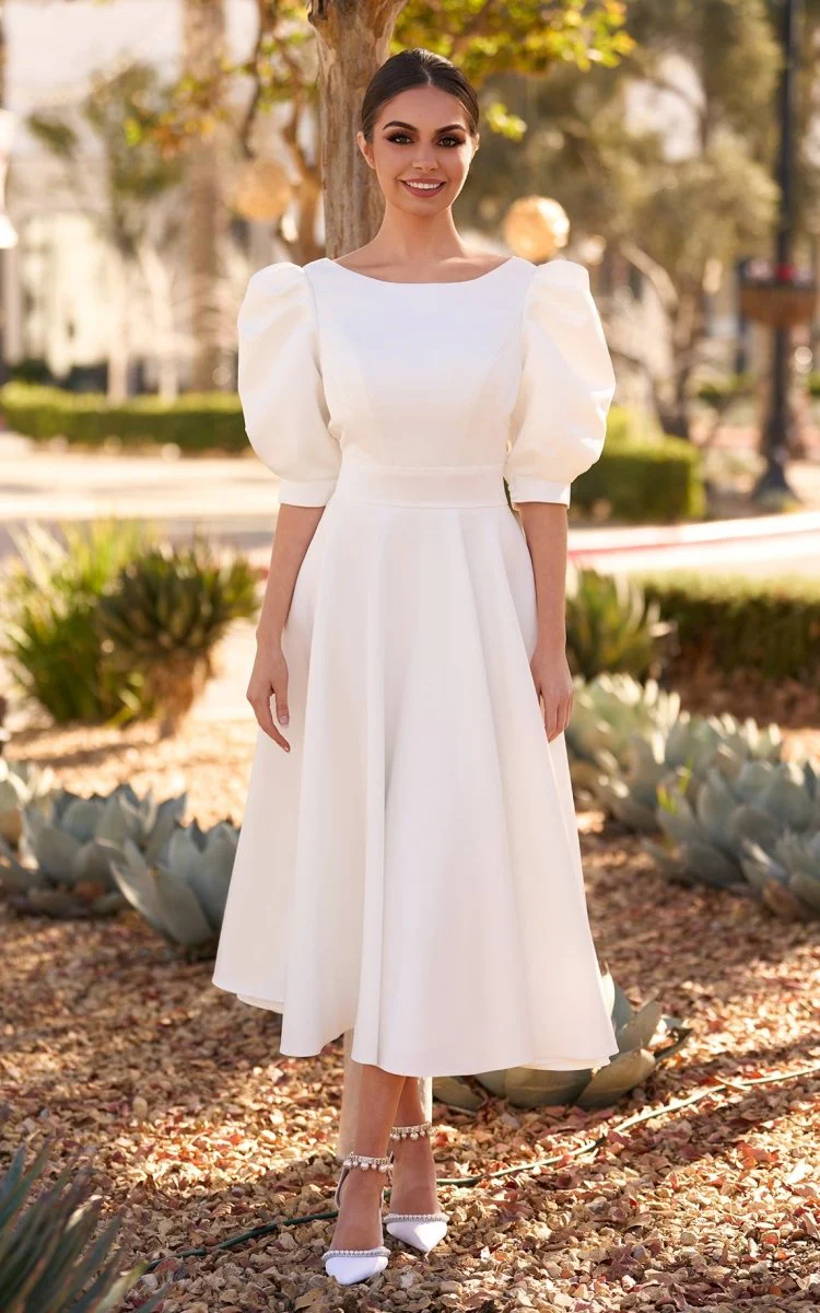 Elegant Bateau A Line Satin Knee-length Wedding Dress