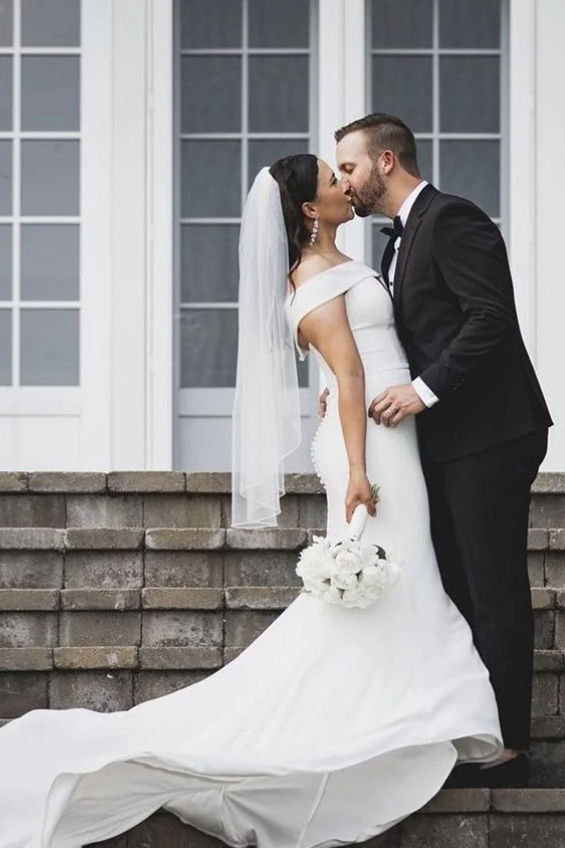 Mermaid Off the Shoulder Lace-Up Satin Wedding Dresses