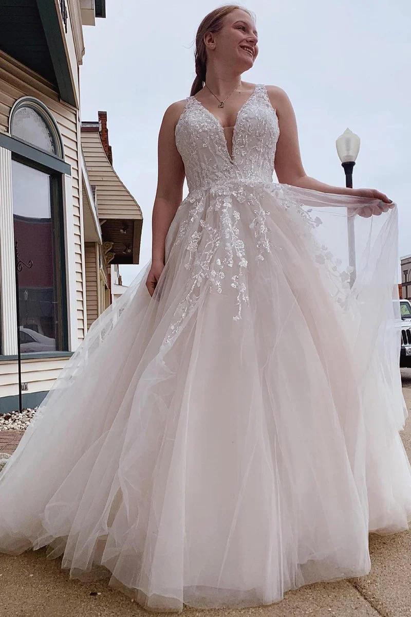 Roselyn | A-Line Tulle Sparkly White Wedding Dress with Appliques