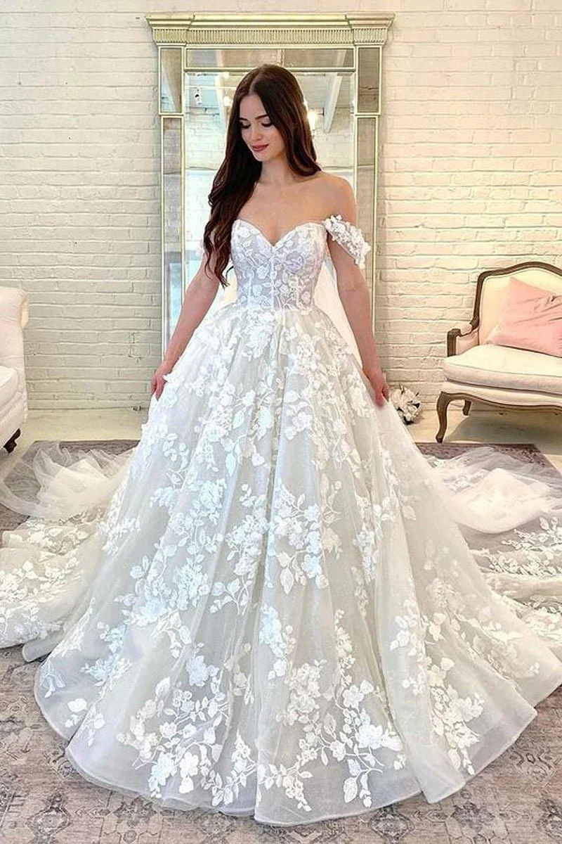 Gorgeous Ball Gown Sweetheart Lace Tulle Wedding Dresses
