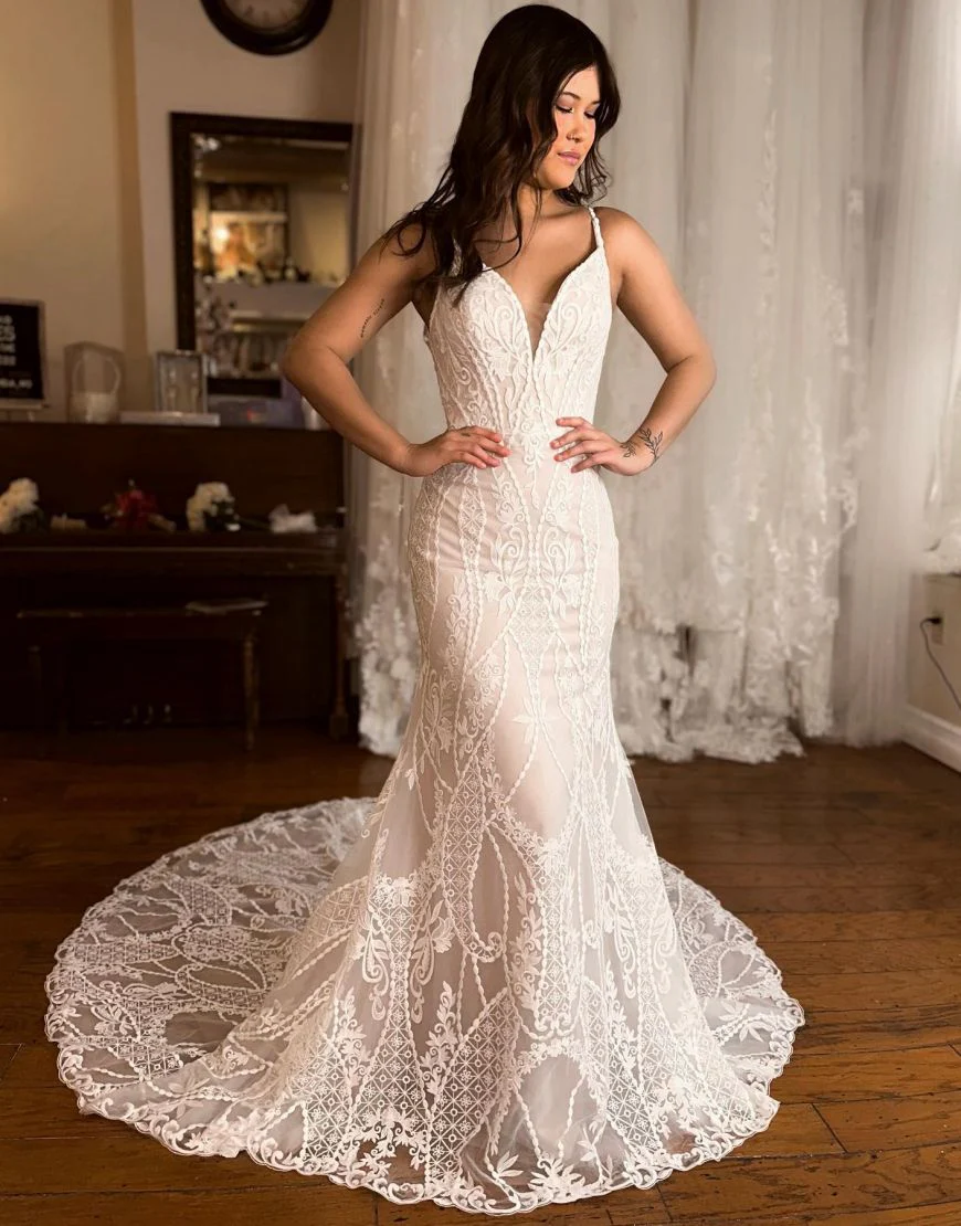 Paulina | Mermaid V-Neck Spaghetti Straps Sweep Train Lace Wedding Dress