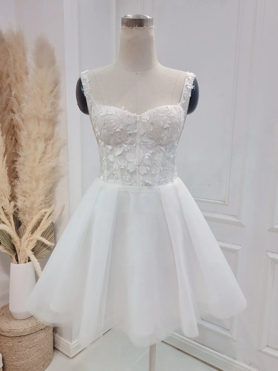 Kalina | Elegant A-Line Sweetheart Wedding Dress With Lace