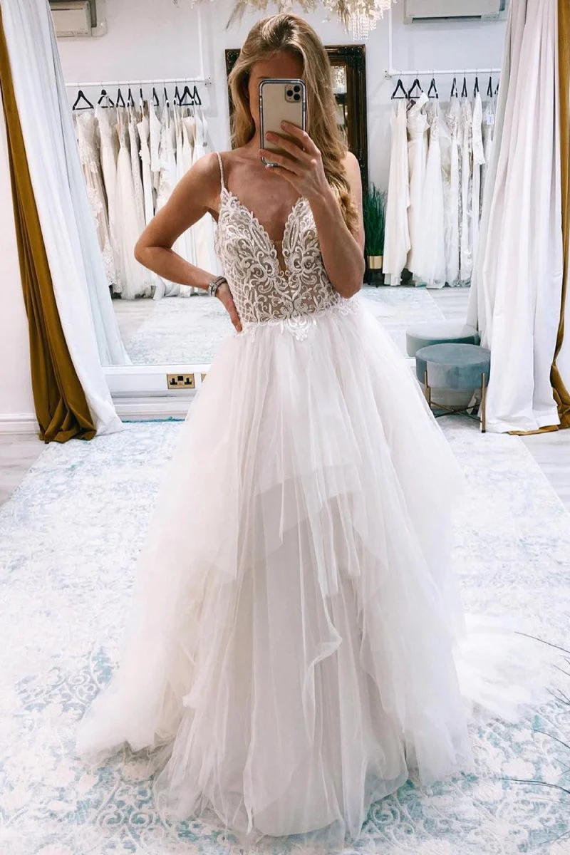 Ashlynn | Ivory A-Line Backless Tulle Long Wedding Dress with Appliques