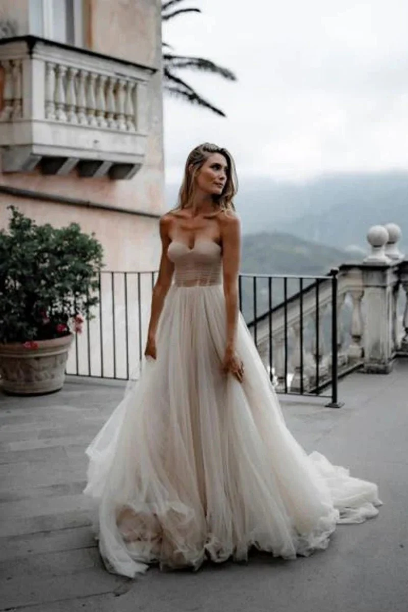 A-Line Sweetheart Tulle Long Wedding Dresses